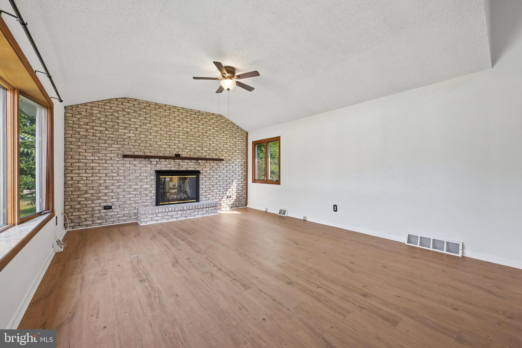 118 SYLVAN TERRACE