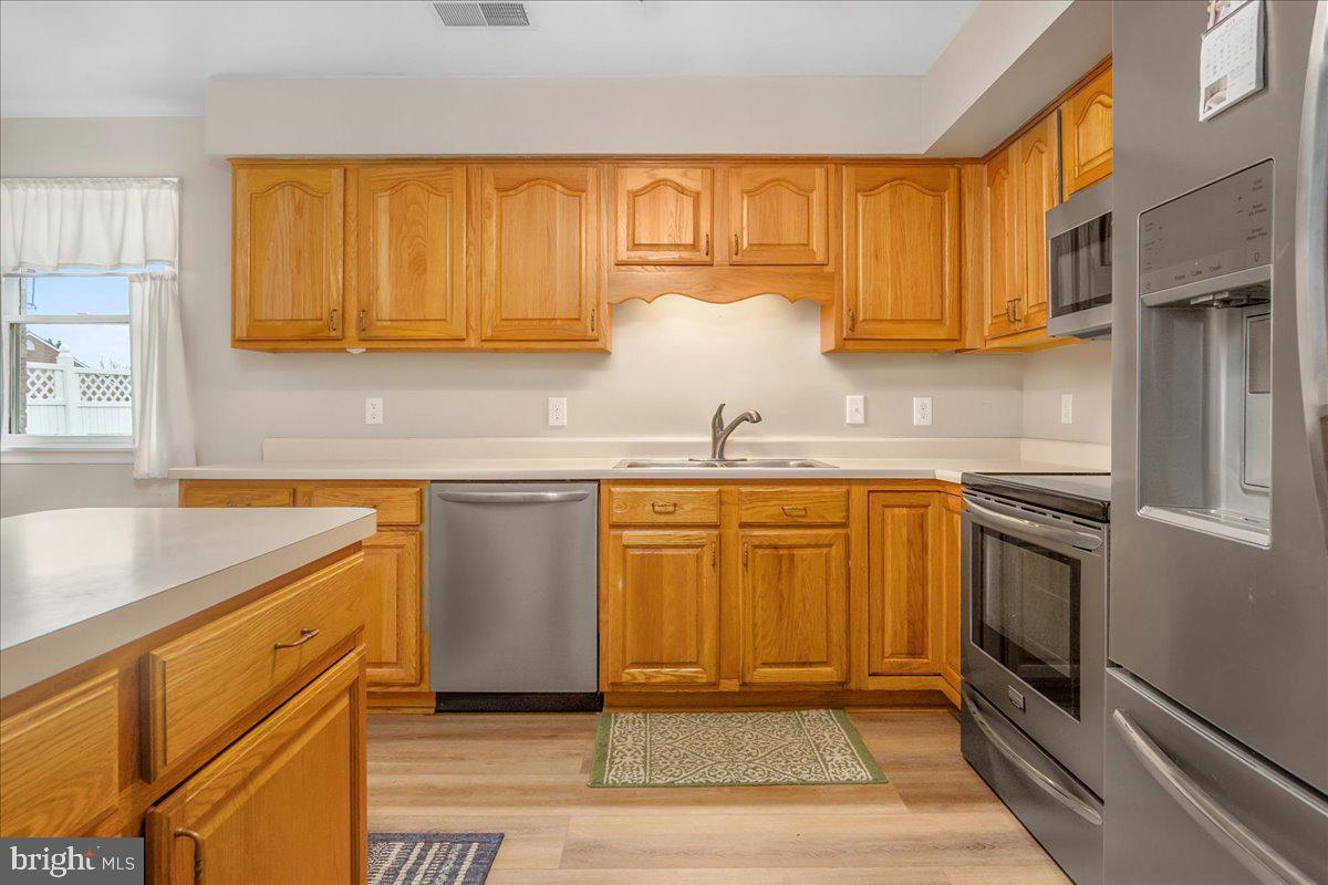 EAST RIDGE - Residential