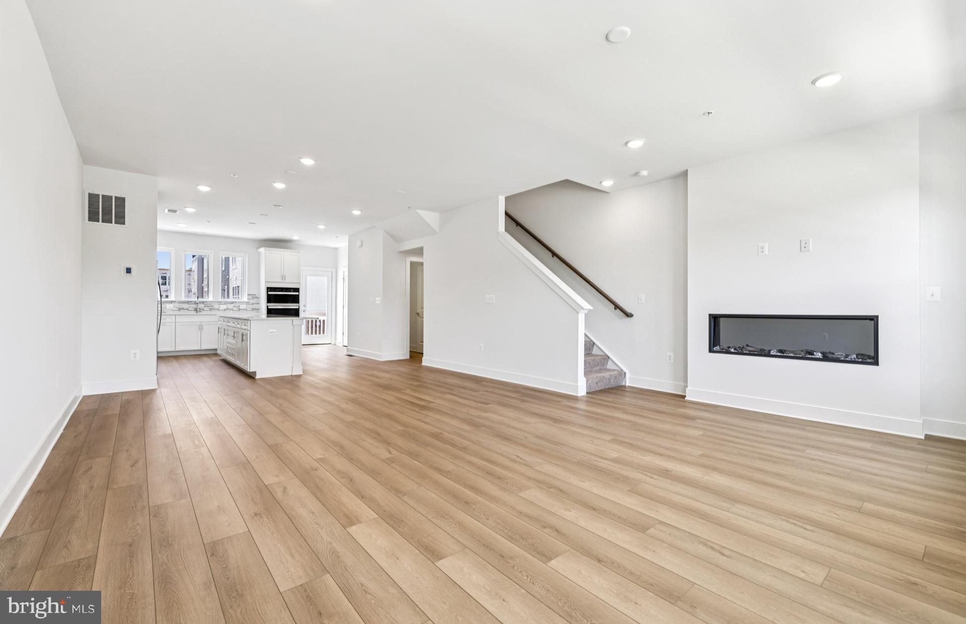 CABIN BRANCH - Residential