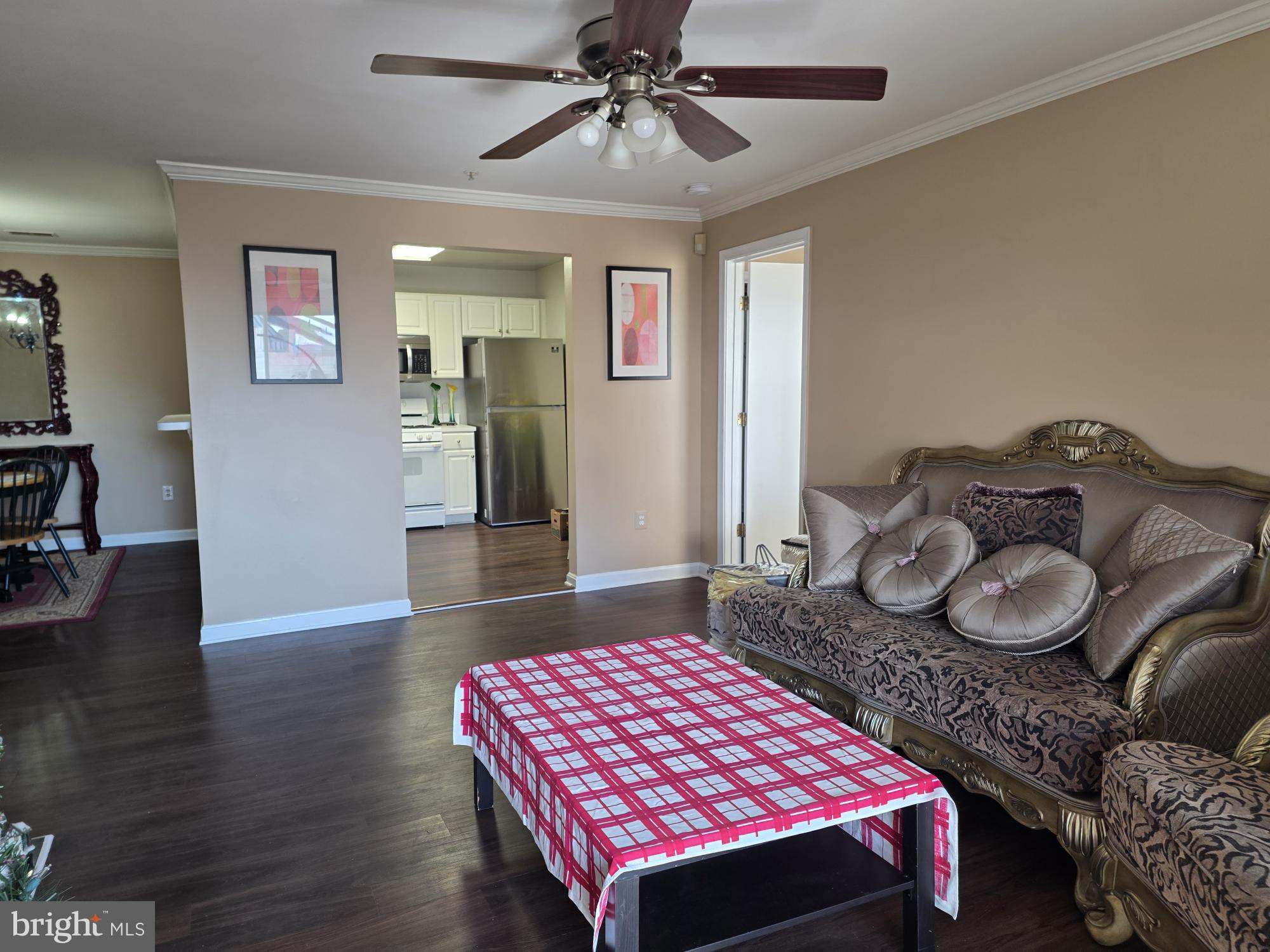 SUMMERHOUSE CONDO - Residential