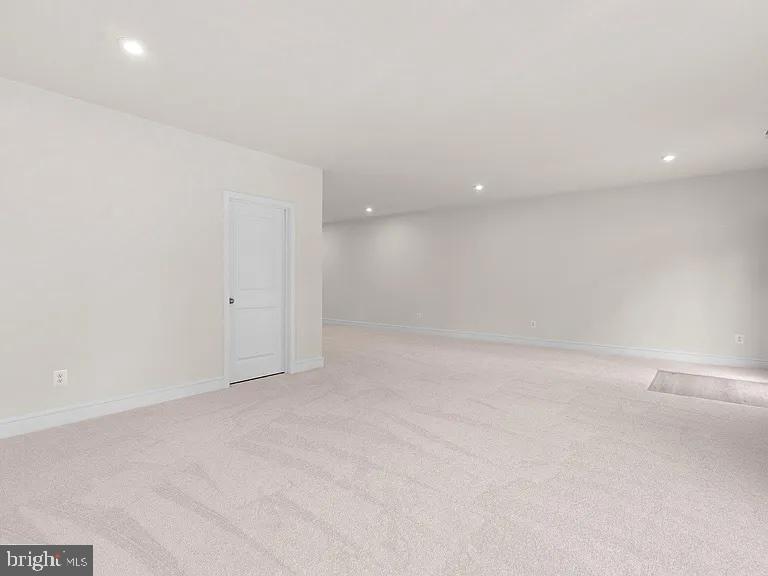 LAKE FREDERICK - Residential Lease