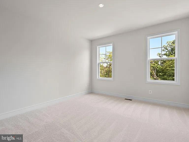 LAKE FREDERICK - Residential Lease