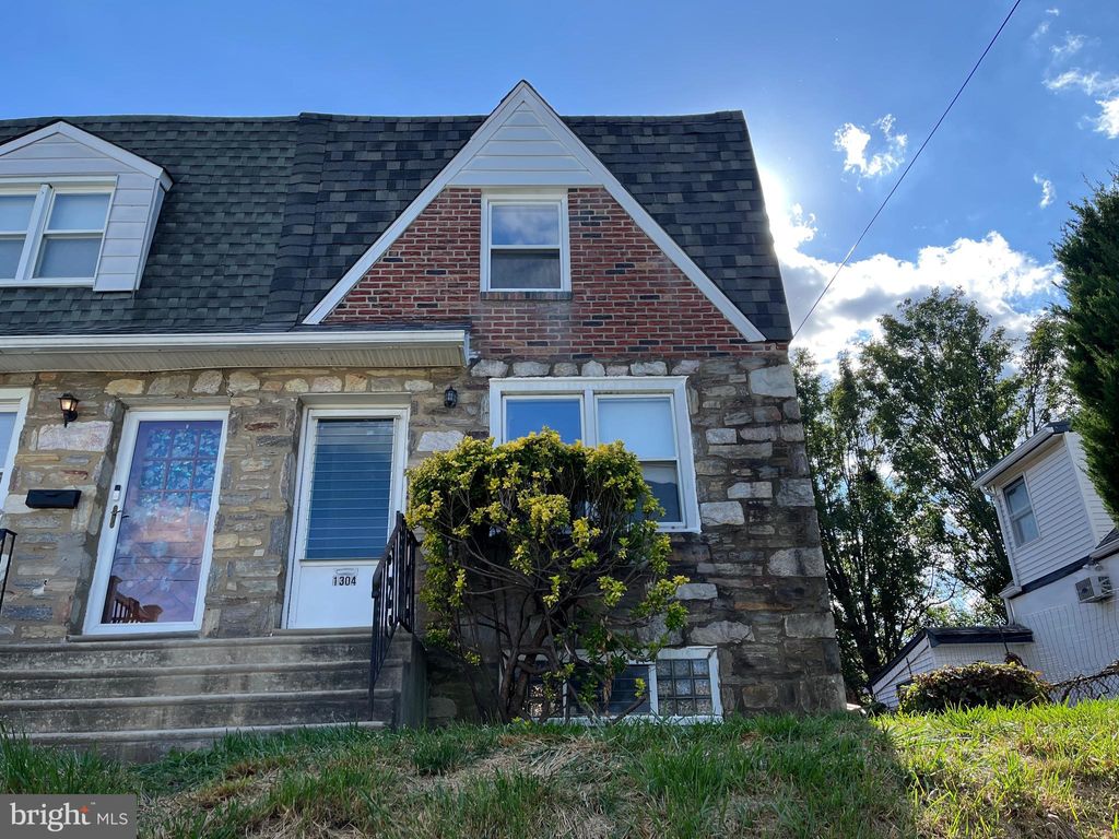 Photo of 1304 Faunce Street, PHILADELPHIA, PA 19111 (MLS # PAPH2539702)