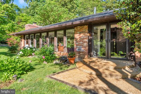 Homes For Sale - 1870 Poplar Road<br/> ANNAPOLIS, MD 21401