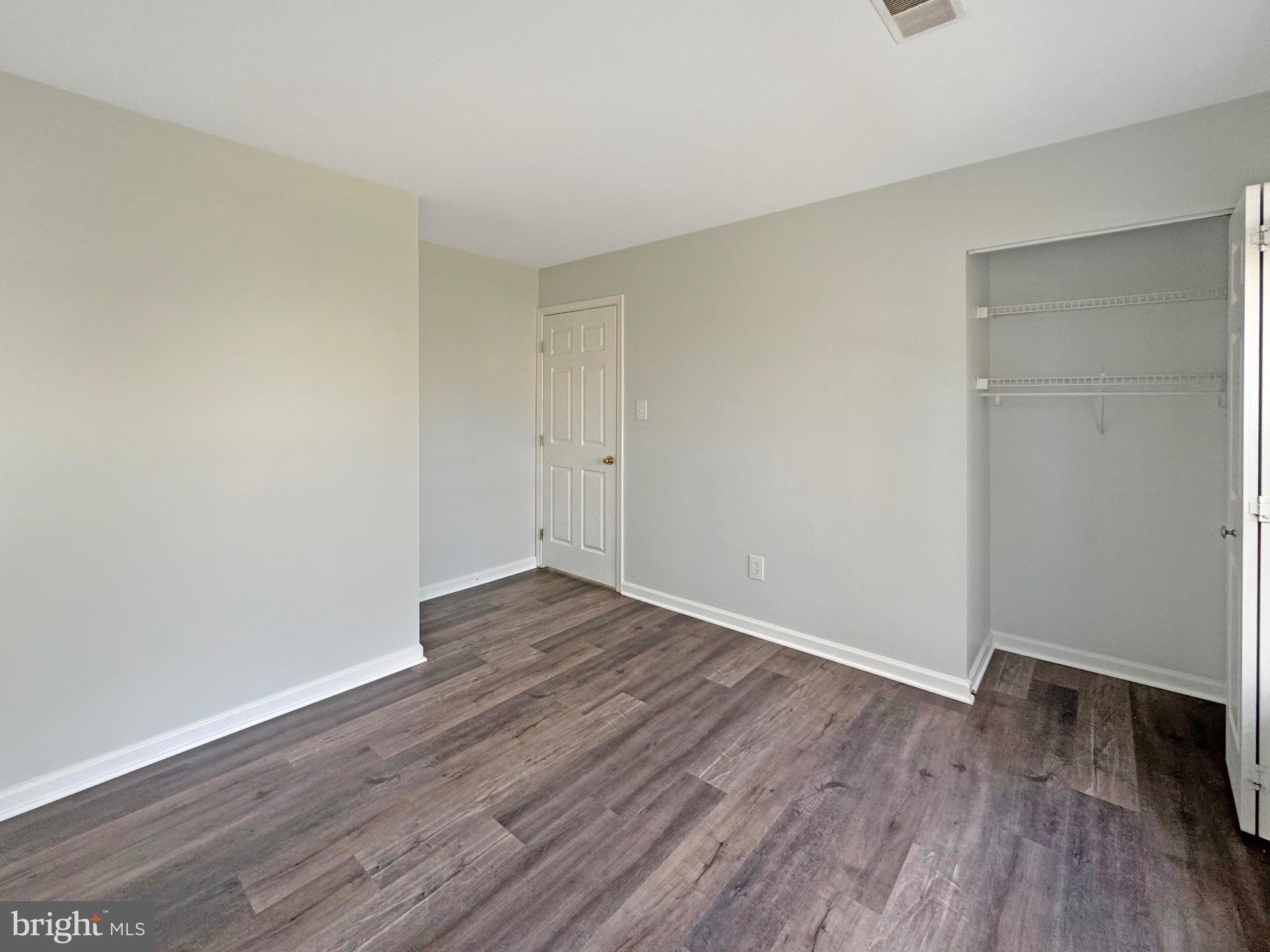 SOUTH RIDING - Residential Lease