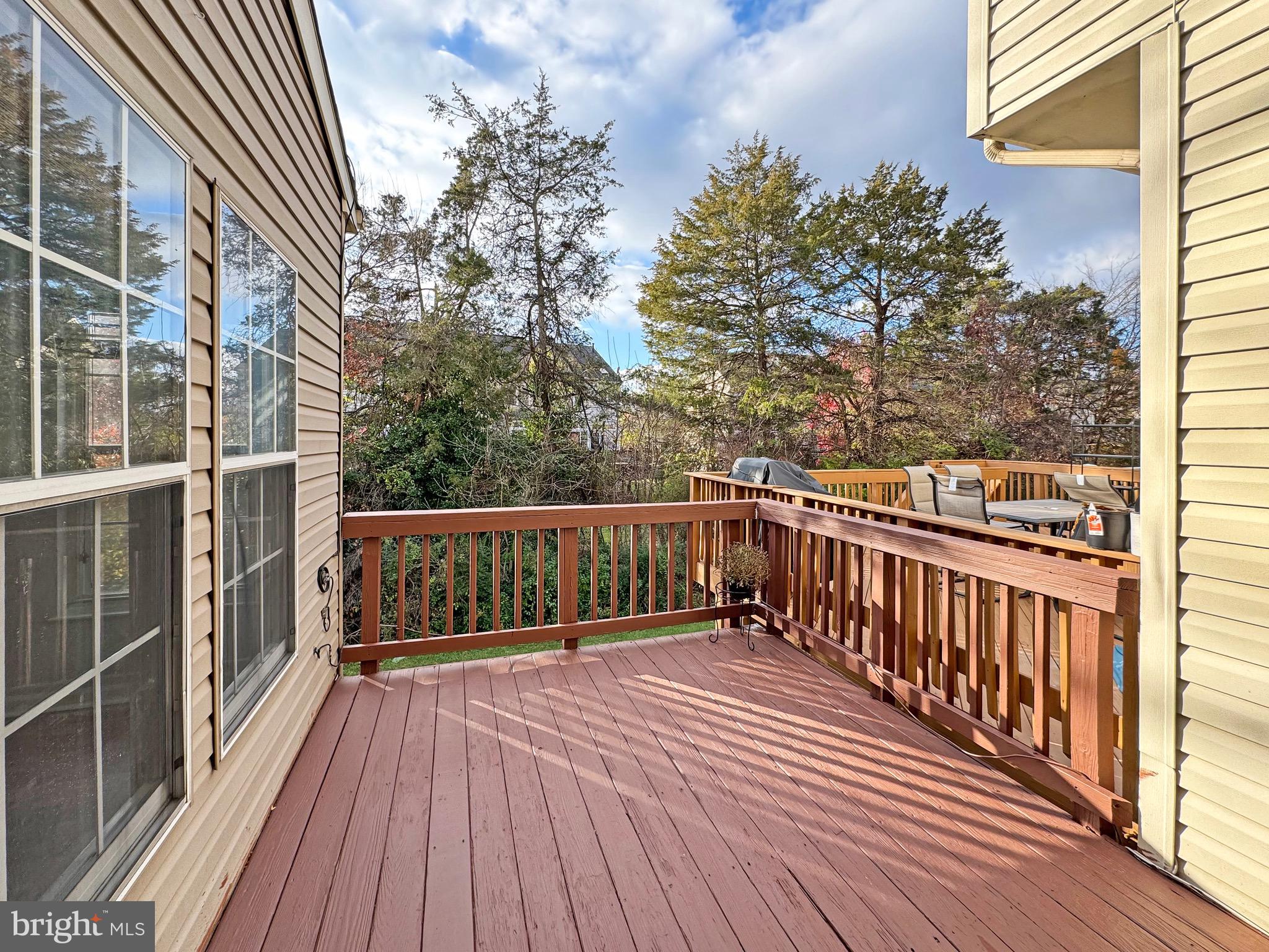 SOUTH RIDING - Residential Lease