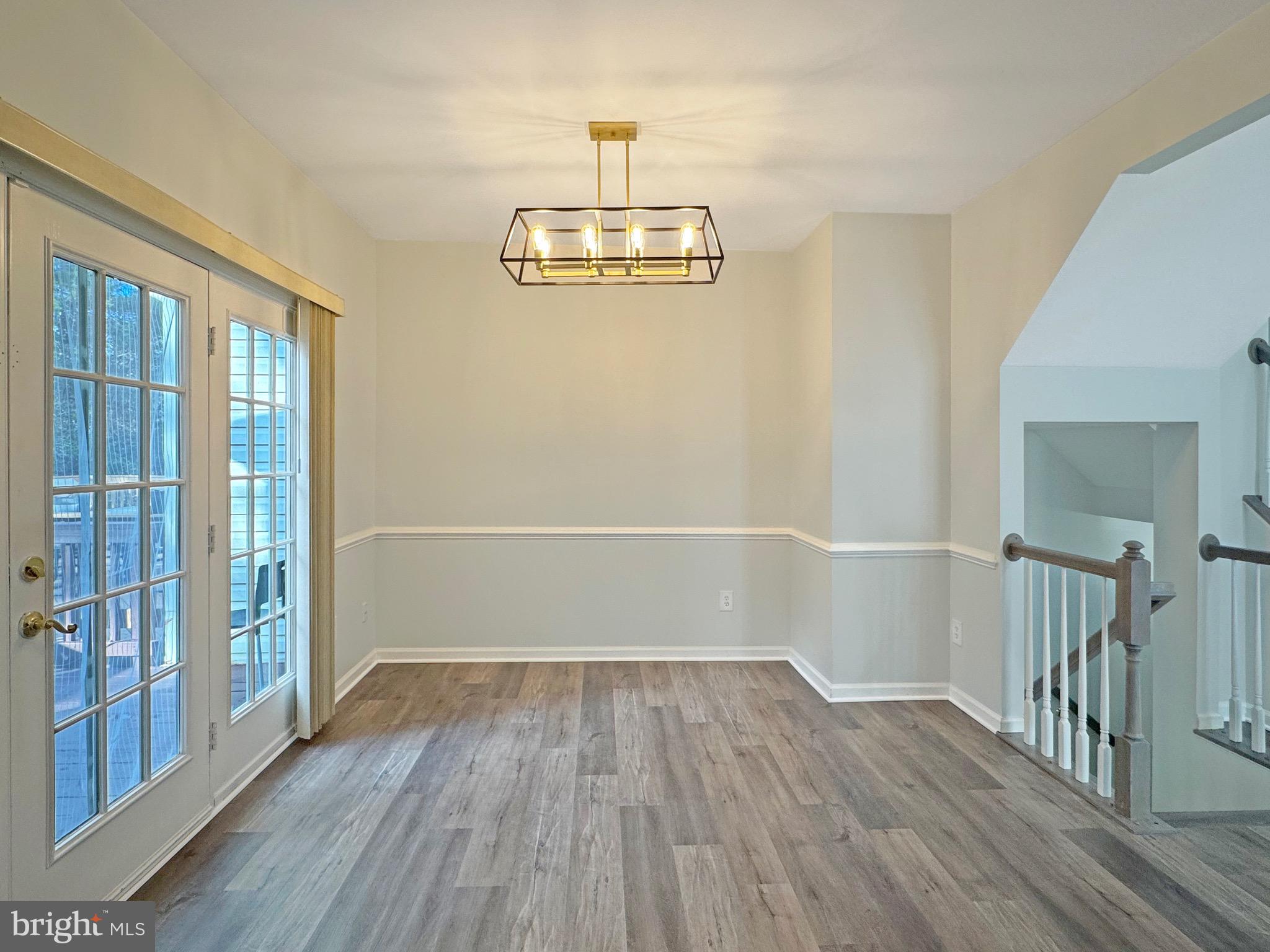 SOUTH RIDING - Residential Lease