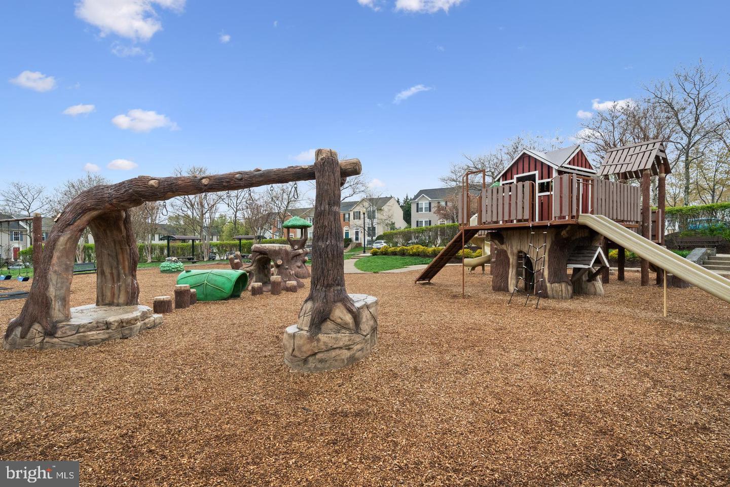 SOUTH RIDING - Residential Lease