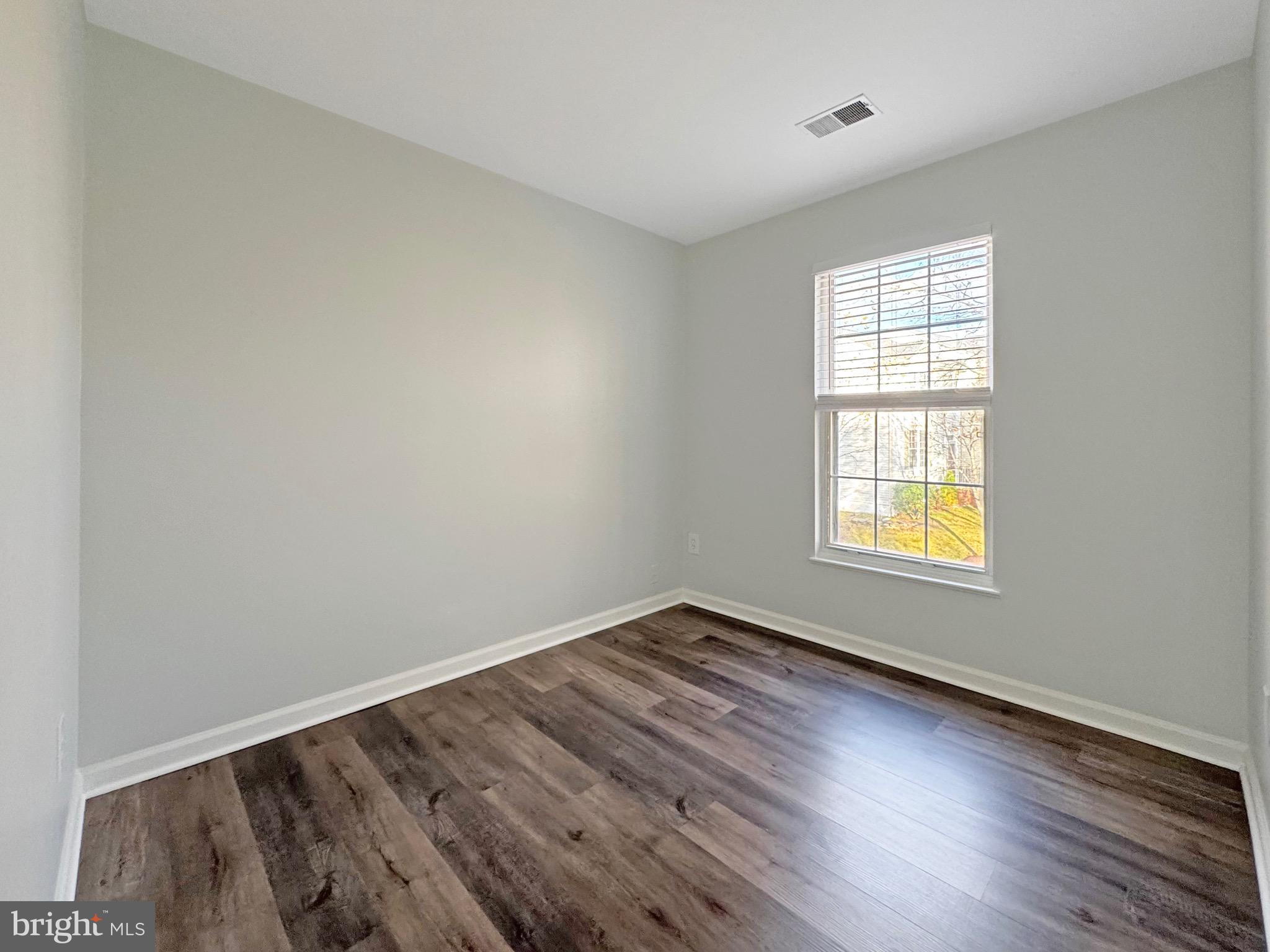 SOUTH RIDING - Residential Lease