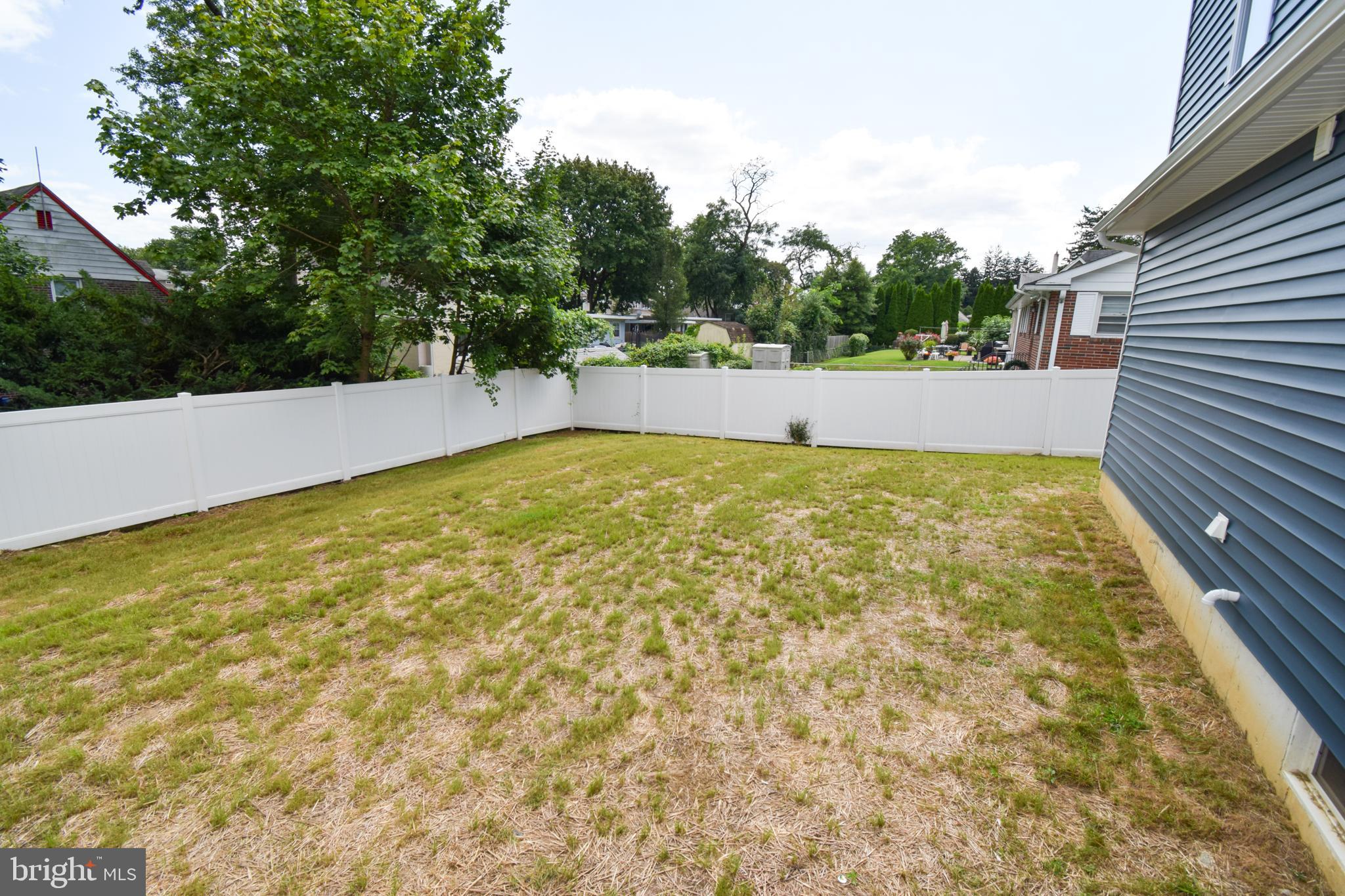 ELKINS PARK - Residential