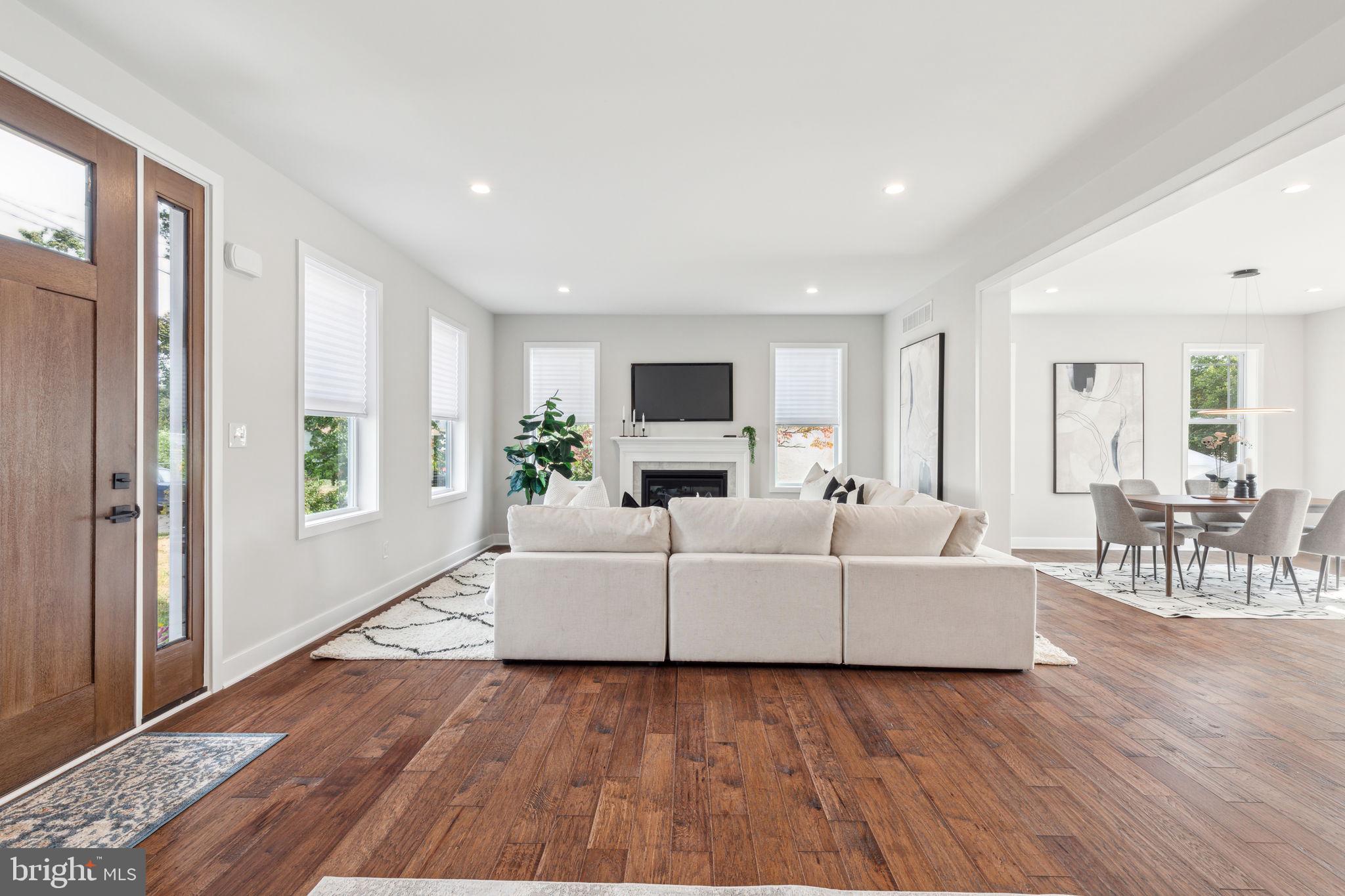 ELKINS PARK - Residential