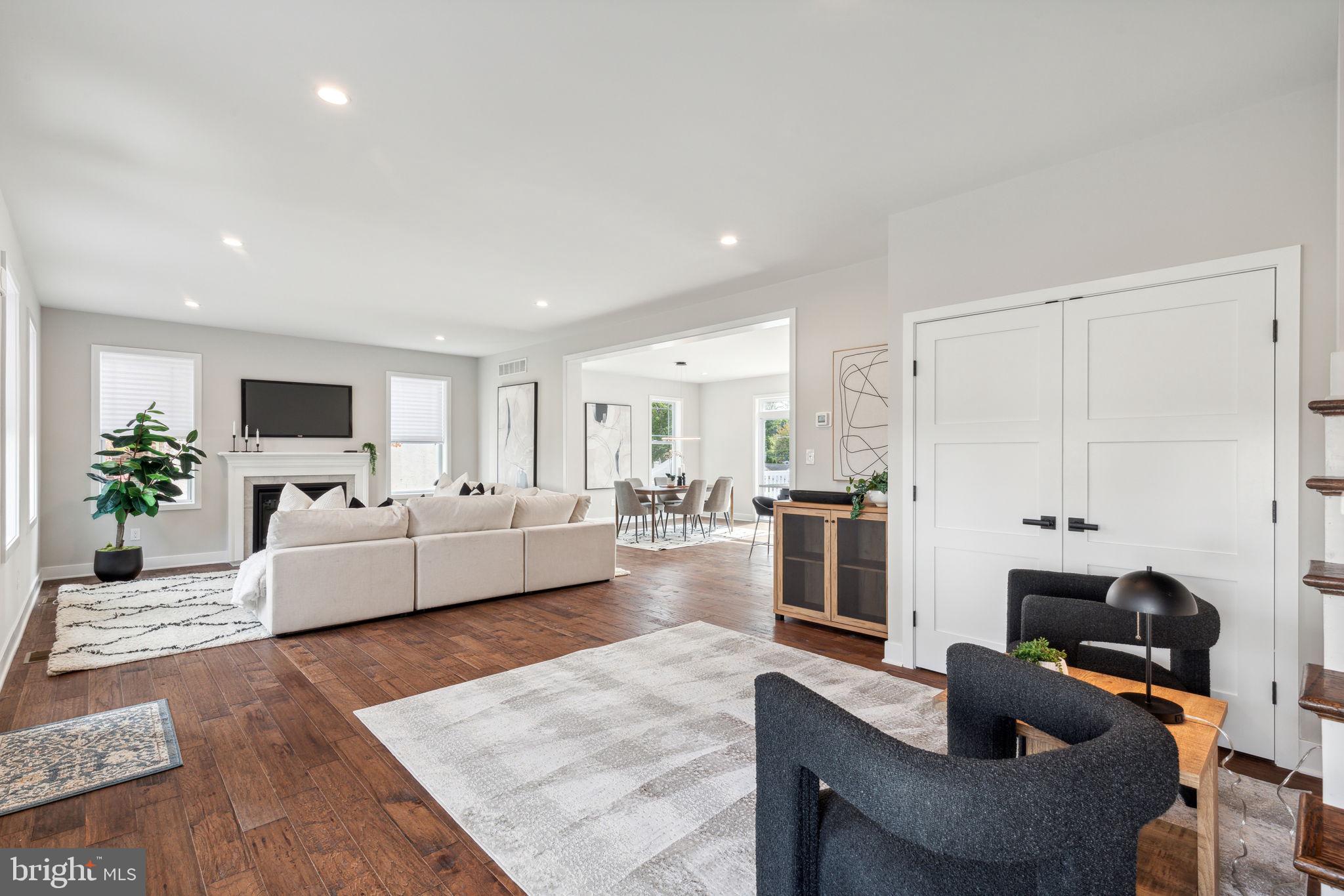 ELKINS PARK - Residential