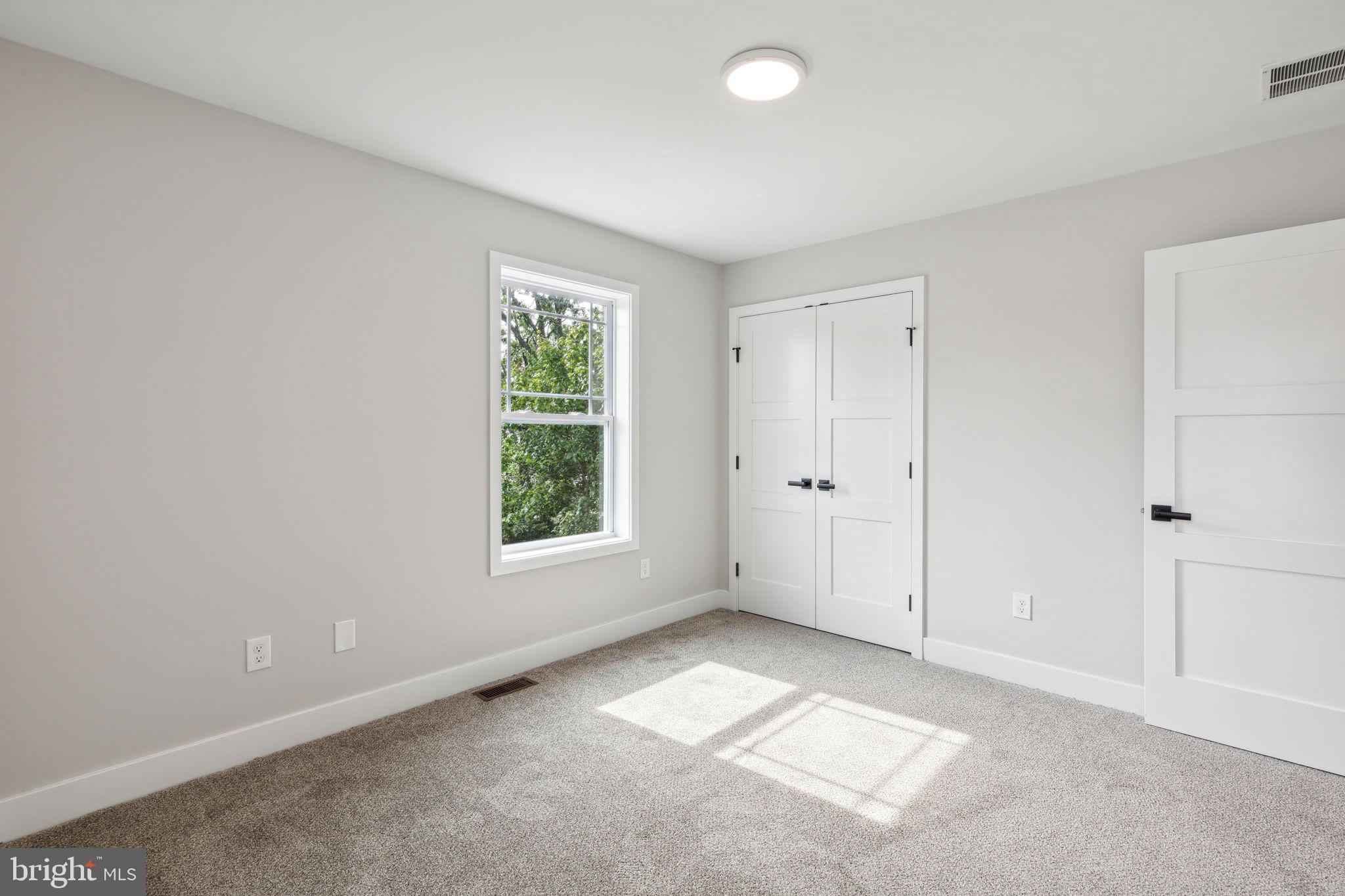 ELKINS PARK - Residential