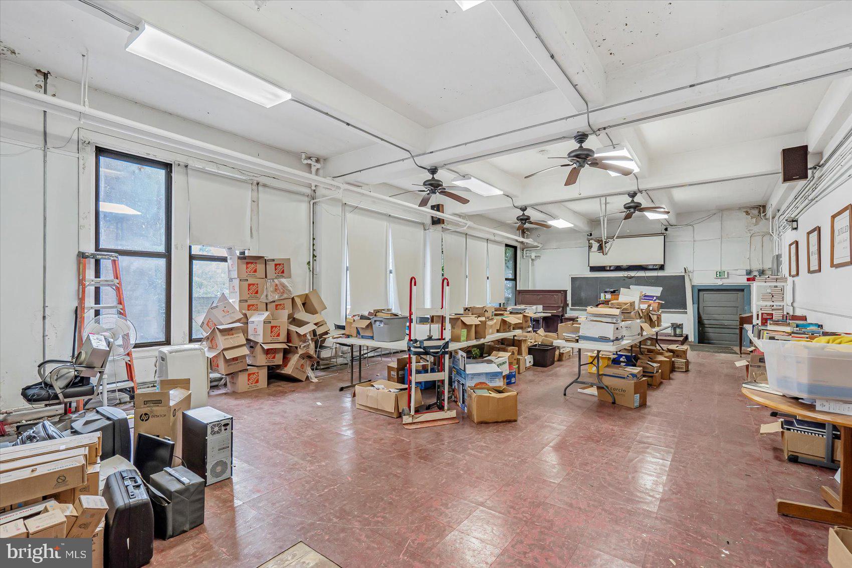 BOLTON HILL HISTORIC DISTRICT - Commercial Sale