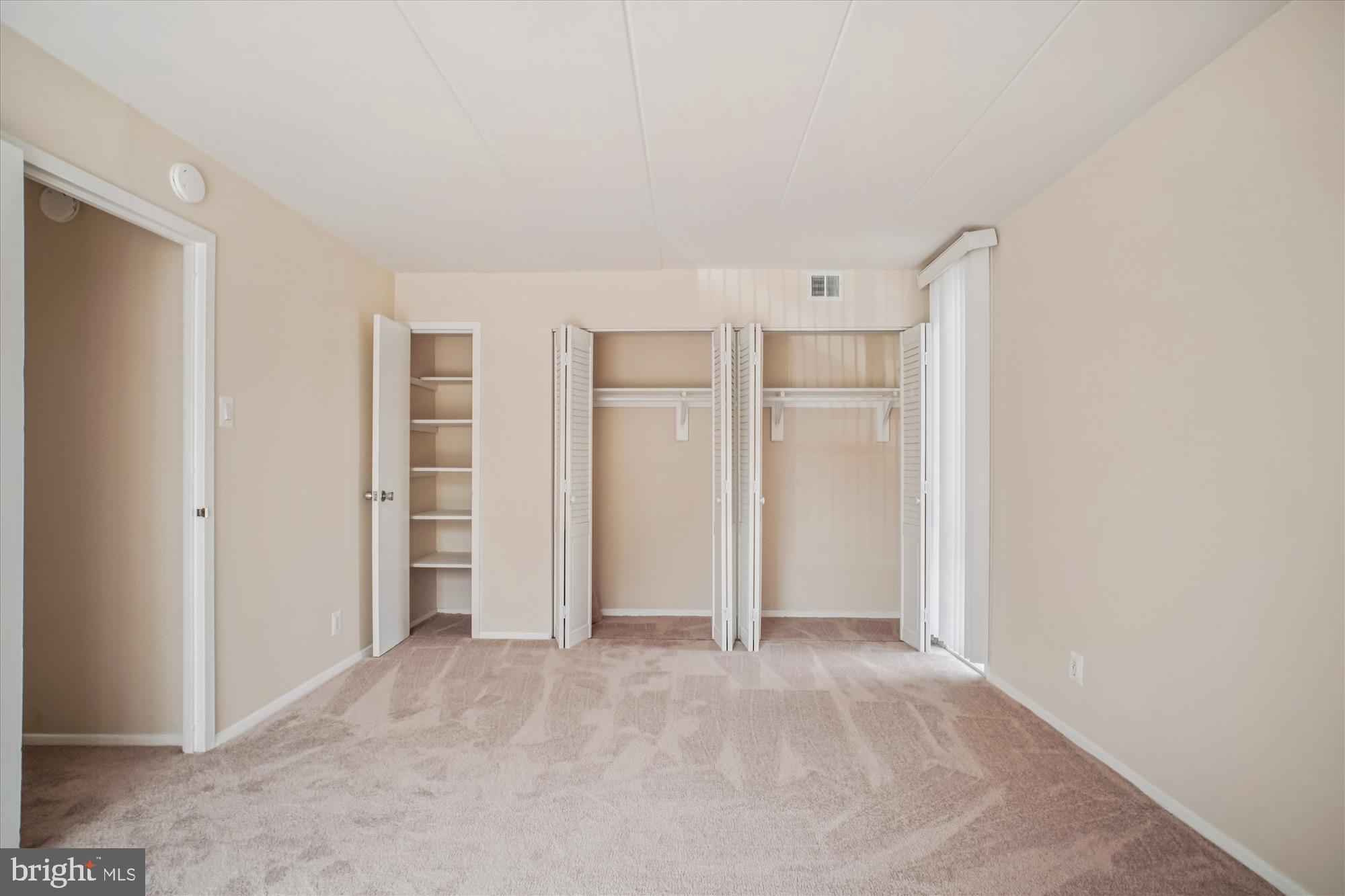 HUNTINGTON CLUB - Residential