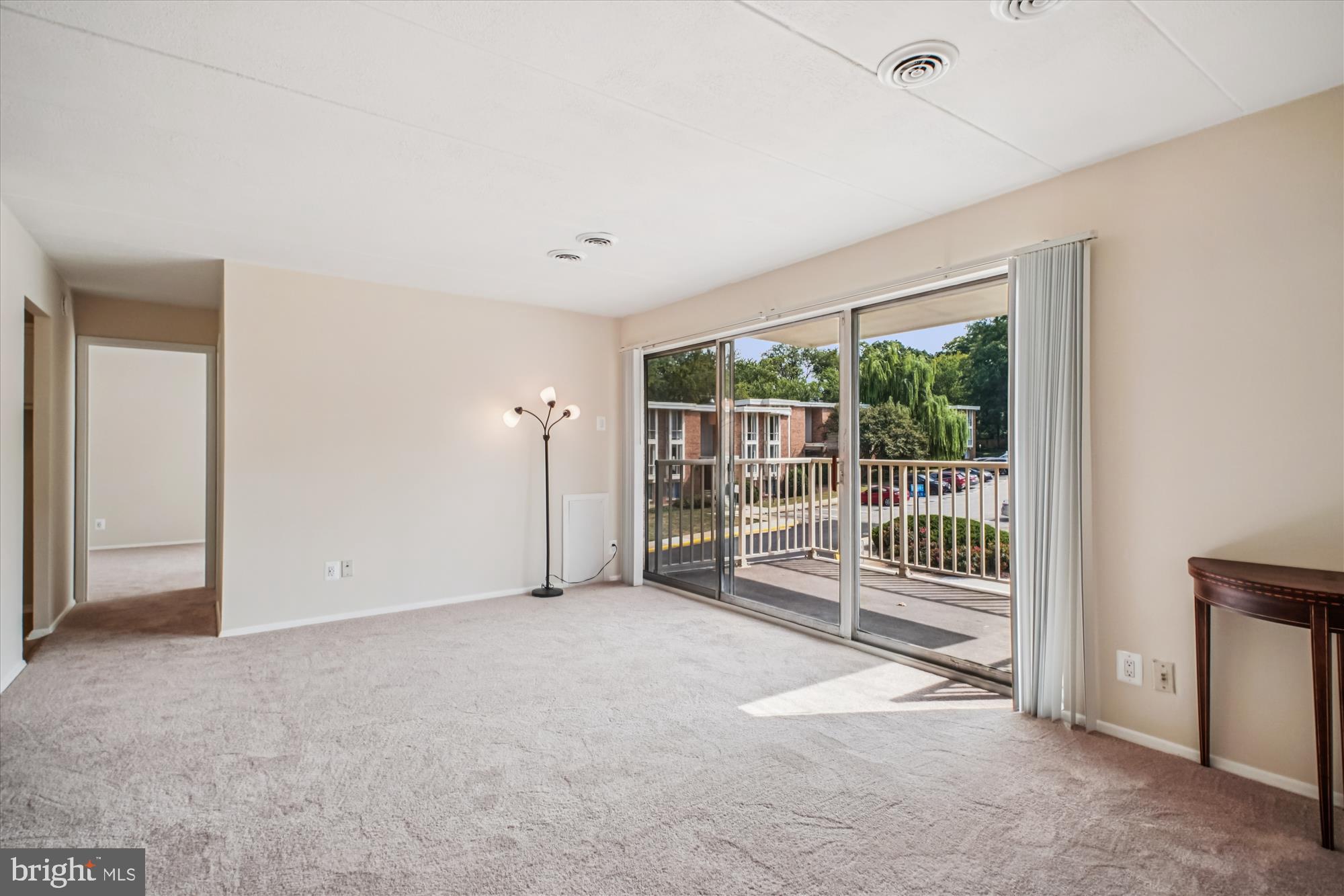 HUNTINGTON CLUB - Residential