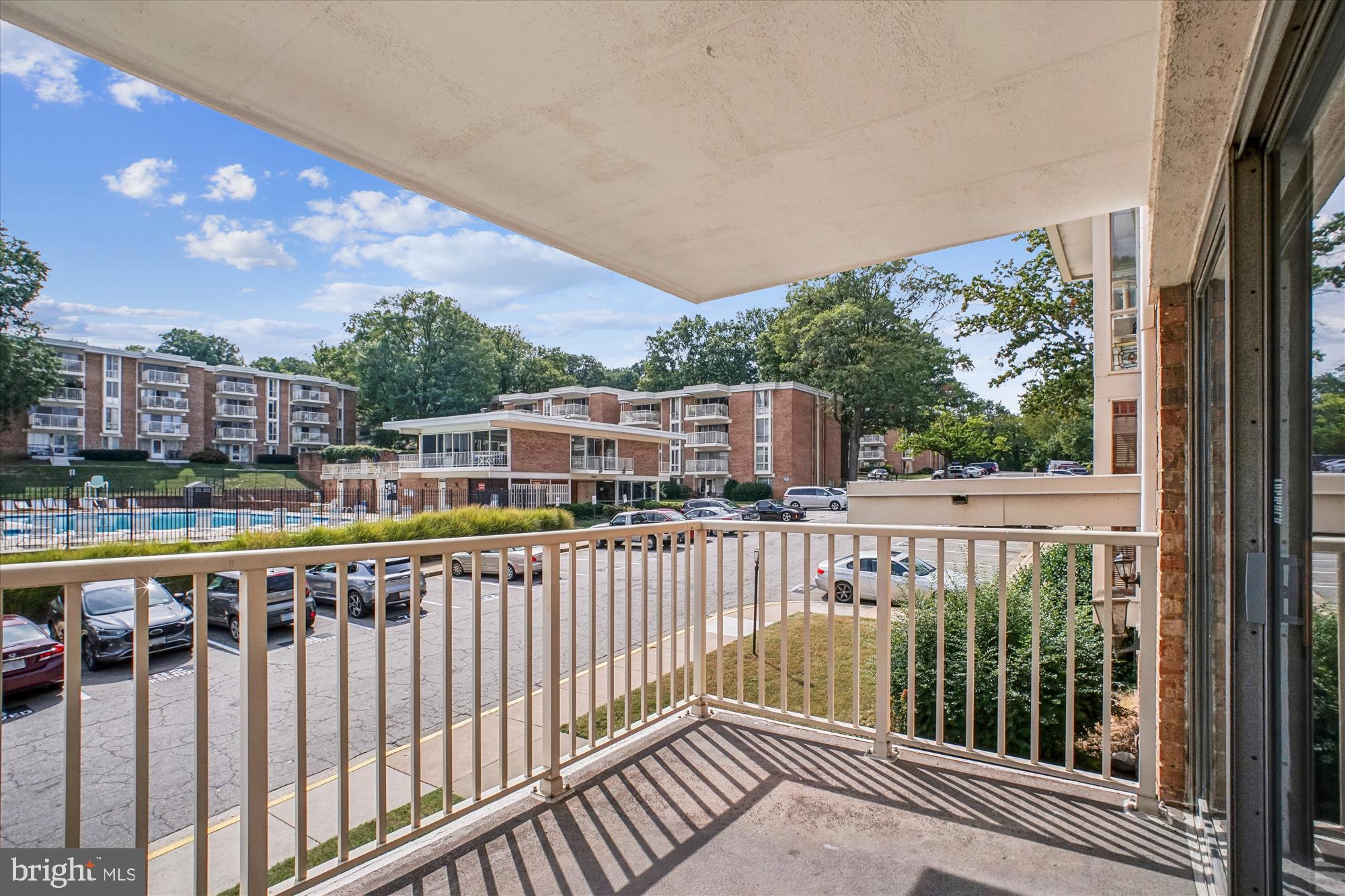 HUNTINGTON CLUB - Residential