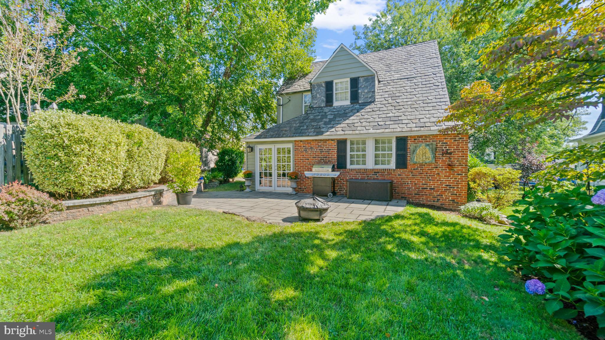 STONELEIGH - Residential