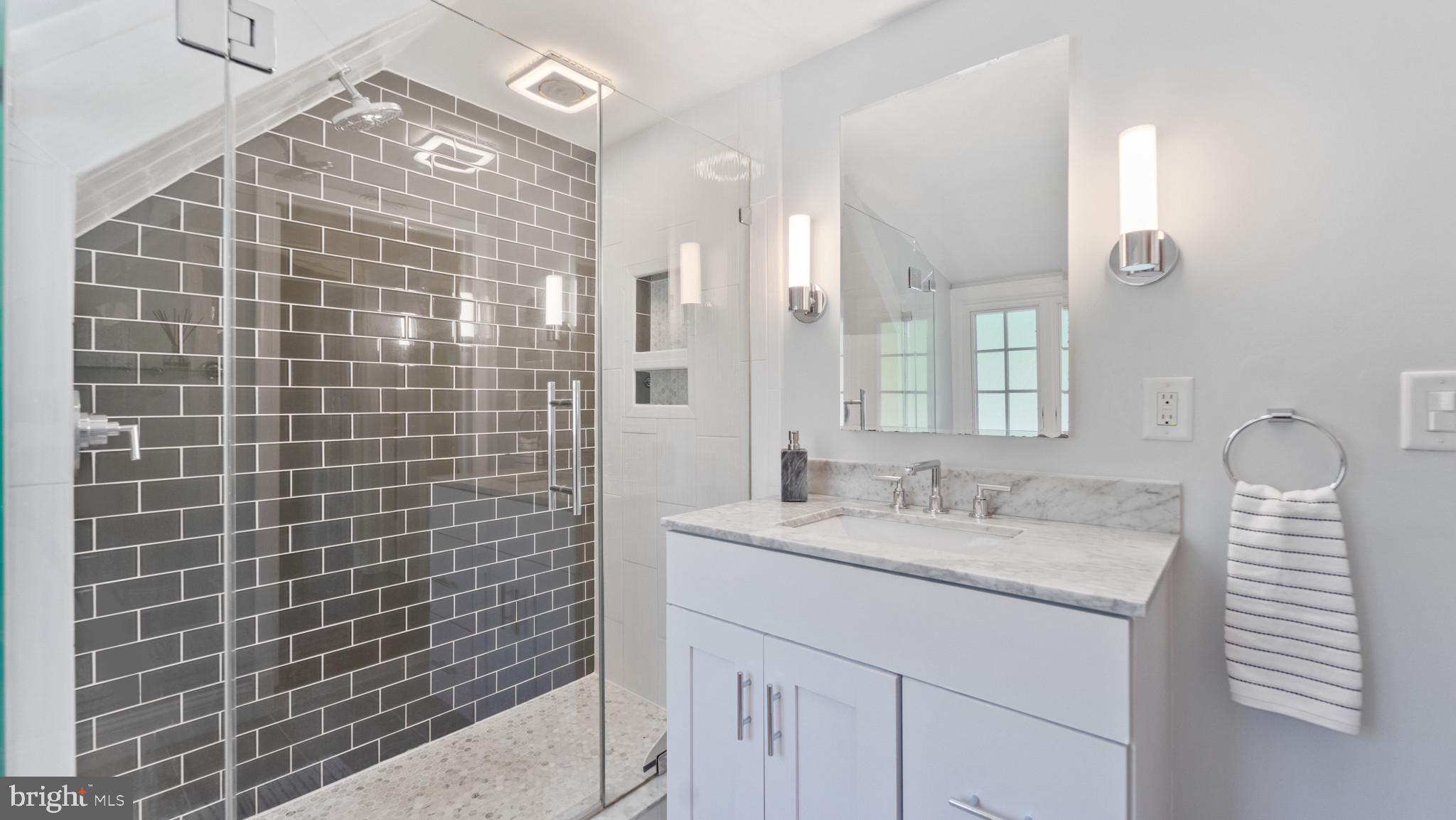 STONELEIGH - Residential