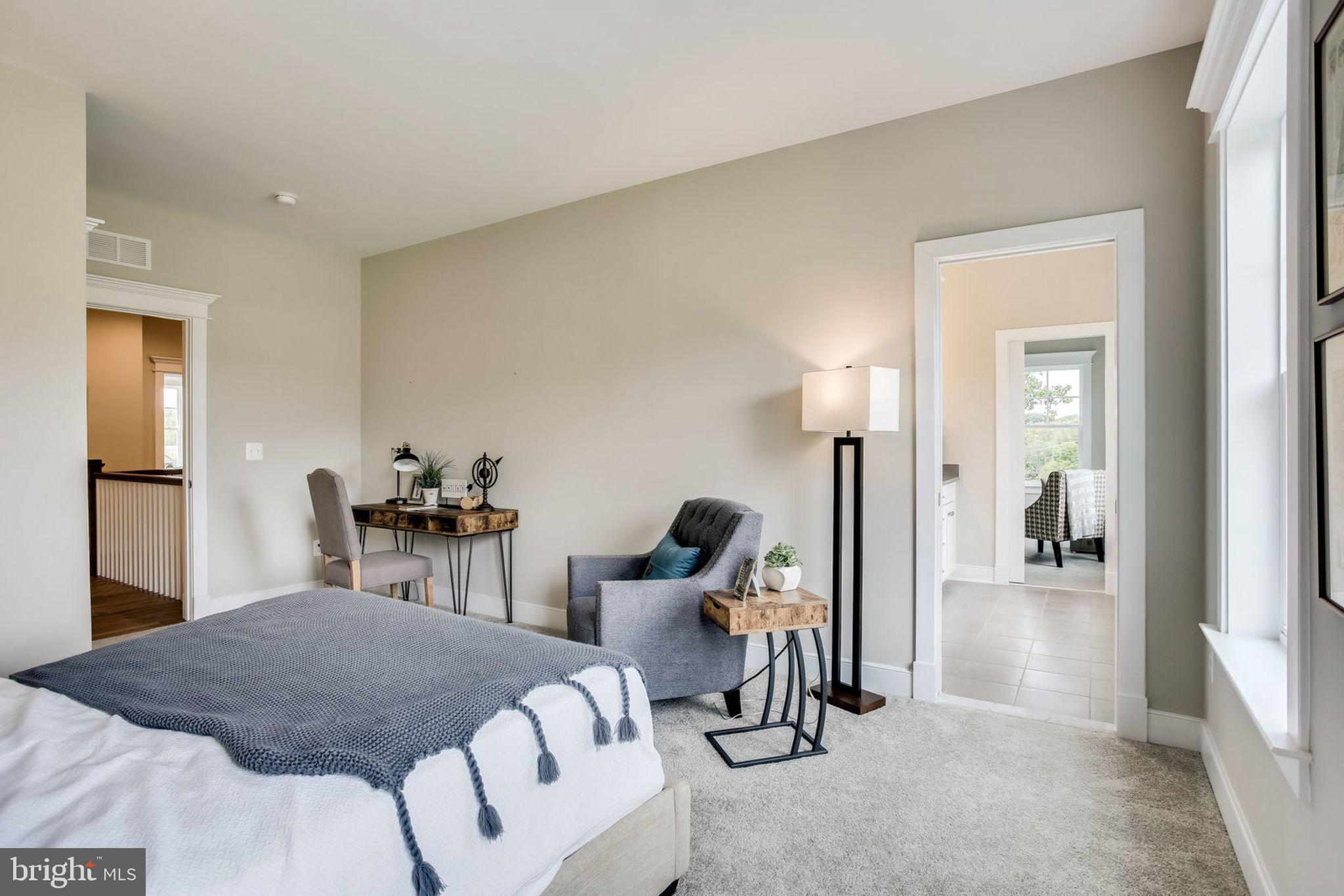 WELLINGTON HEIGHTS - Residential