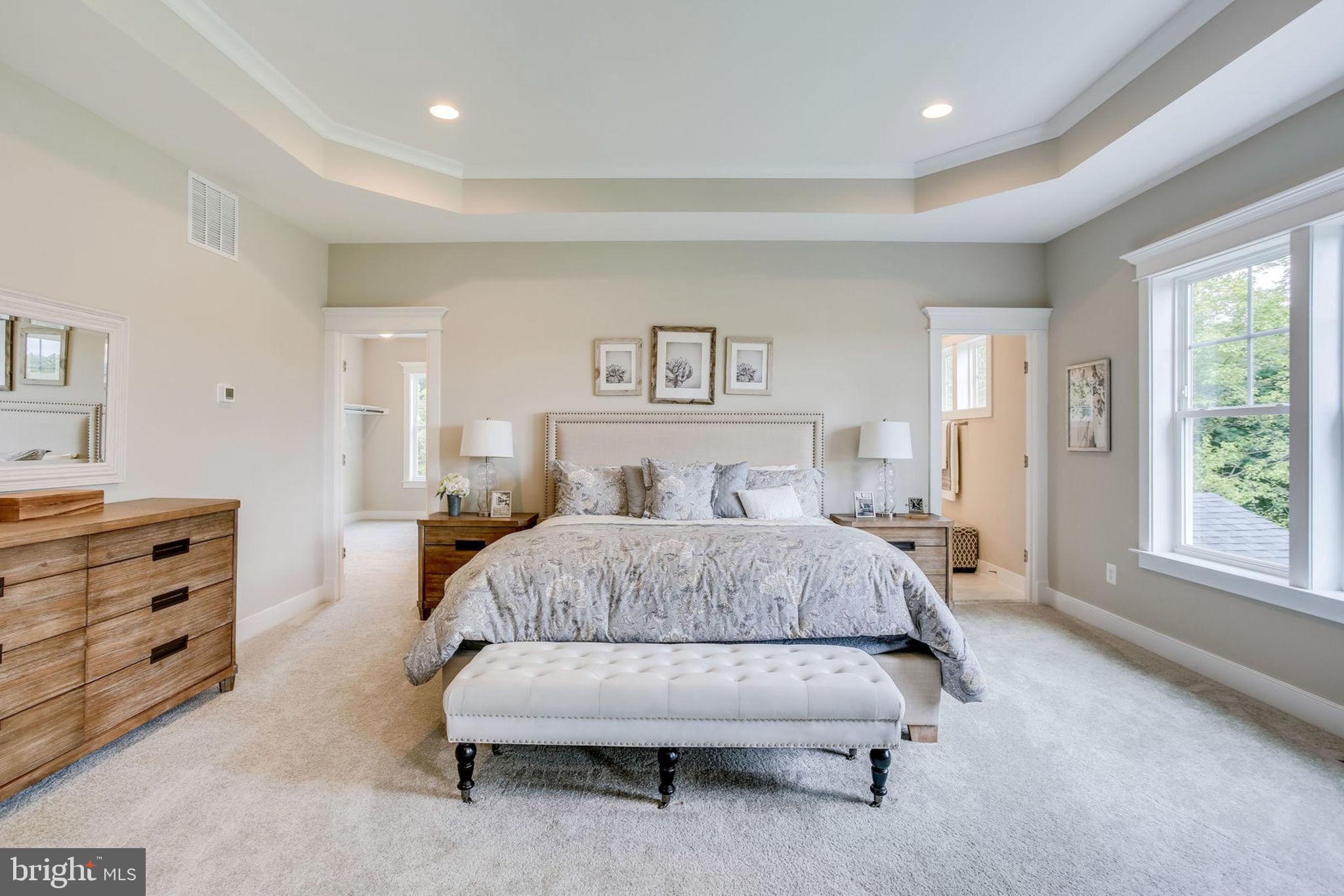 WELLINGTON HEIGHTS - Residential