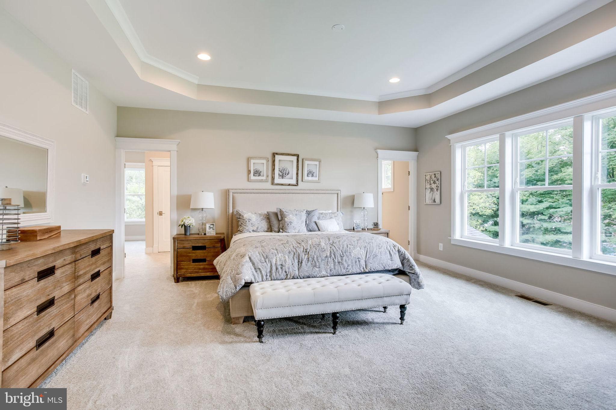 WELLINGTON HEIGHTS - Residential