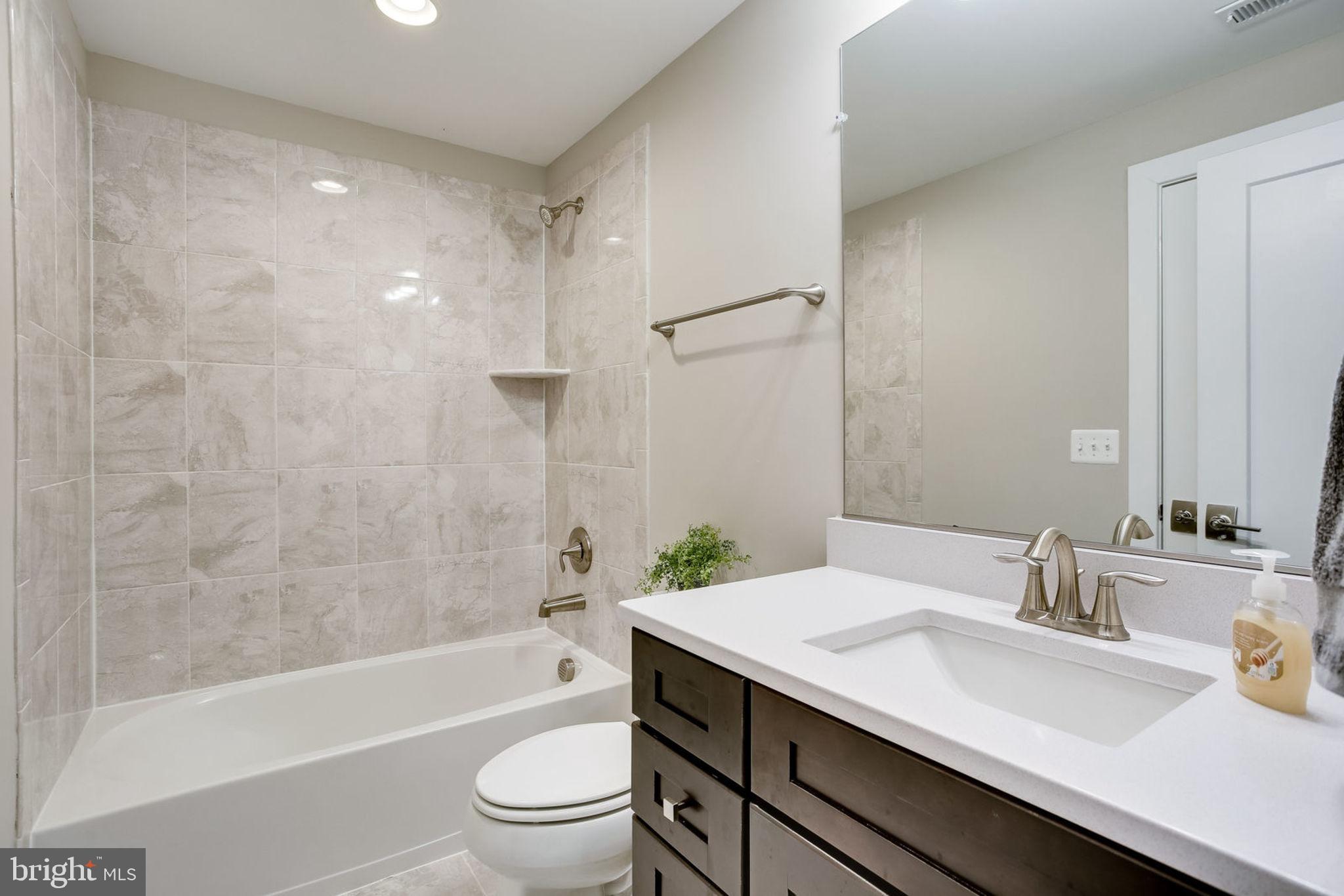 WELLINGTON HEIGHTS - Residential