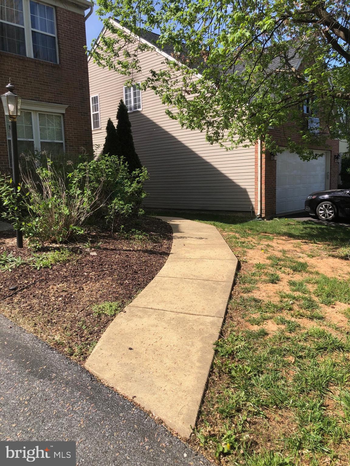 CROSS CREEK CLUB - Residential Lease