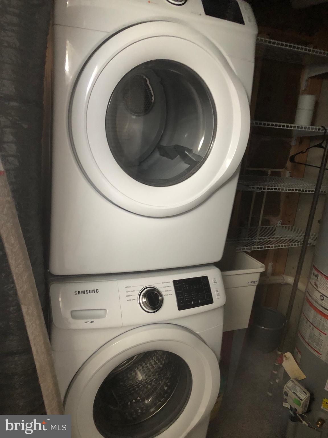 CROSS CREEK CLUB - Residential Lease