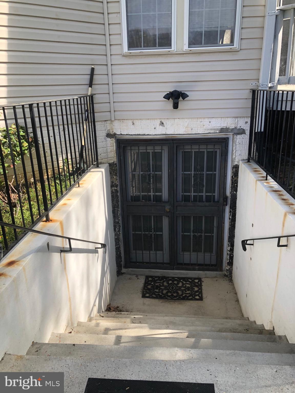 CROSS CREEK CLUB - Residential Lease