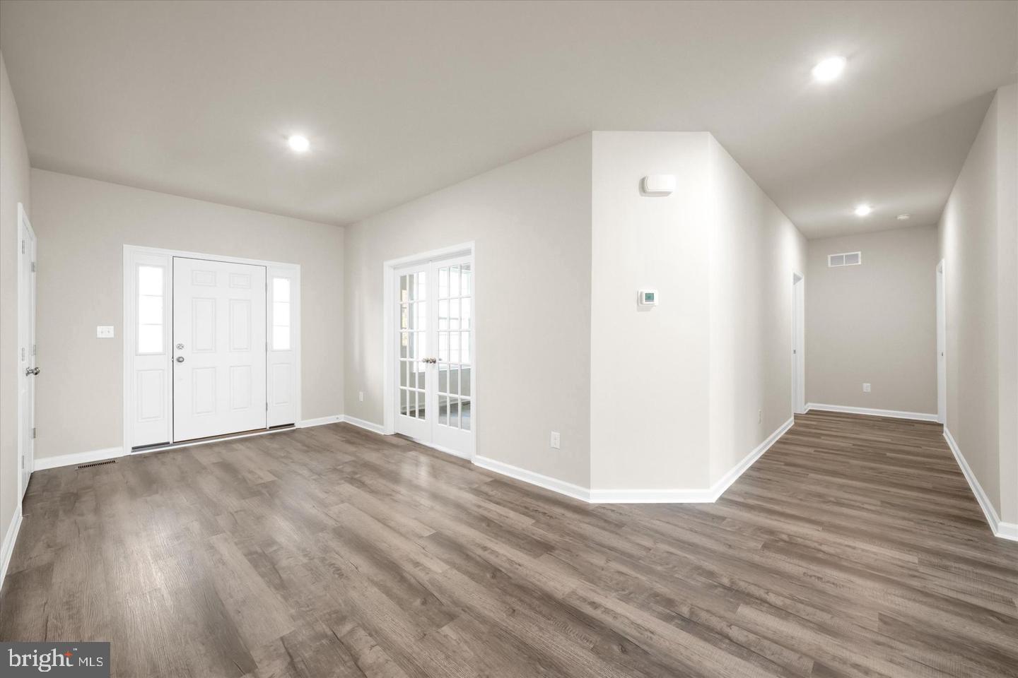 42 DELHI COURT JEFFERSON