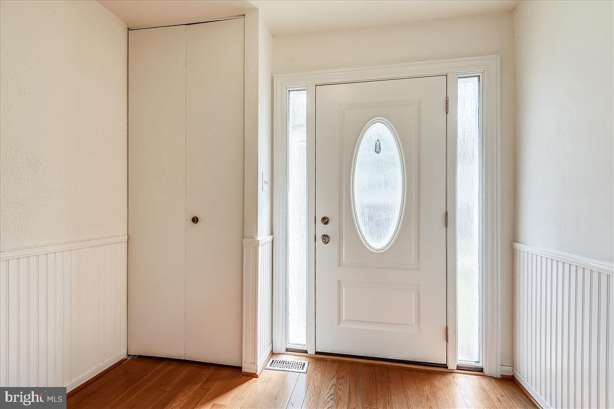 CROFTON MEADOWS - Residential