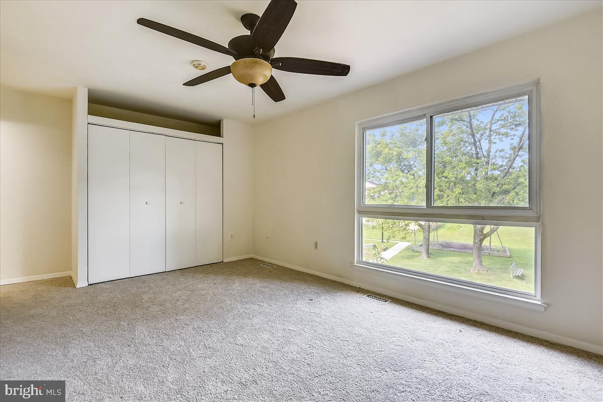 CROFTON MEADOWS - Residential