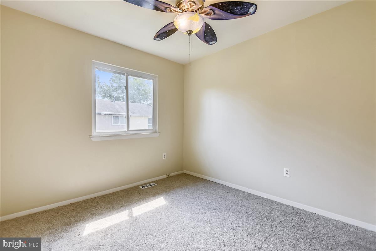 CROFTON MEADOWS - Residential