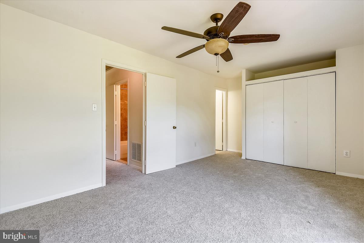 CROFTON MEADOWS - Residential