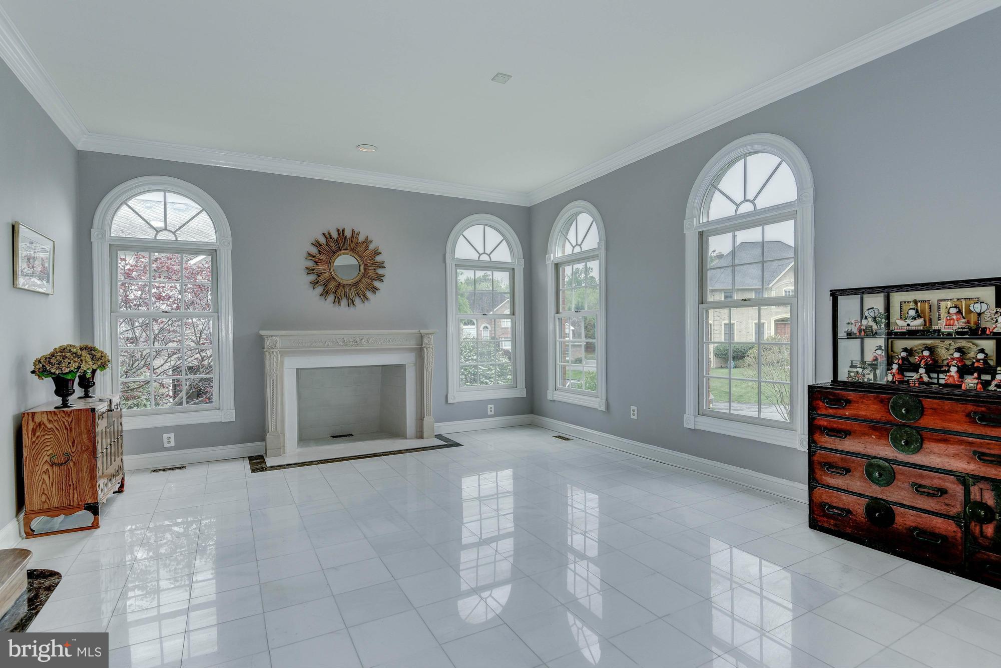 POTOMAC VILLAGE - Residential