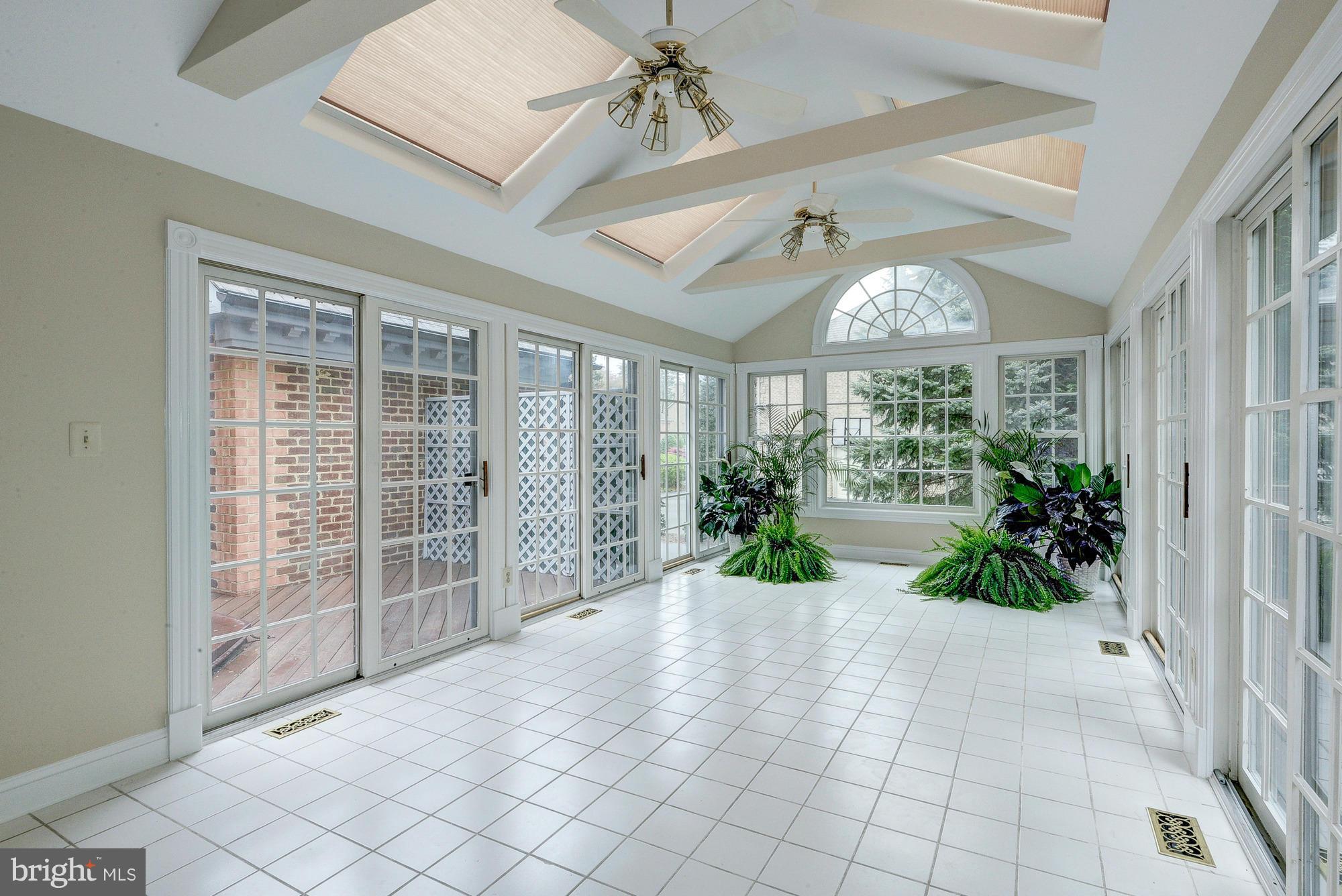 POTOMAC VILLAGE - Residential