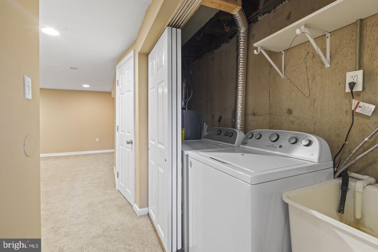 ACADEMY GARDENS - Residential Lease