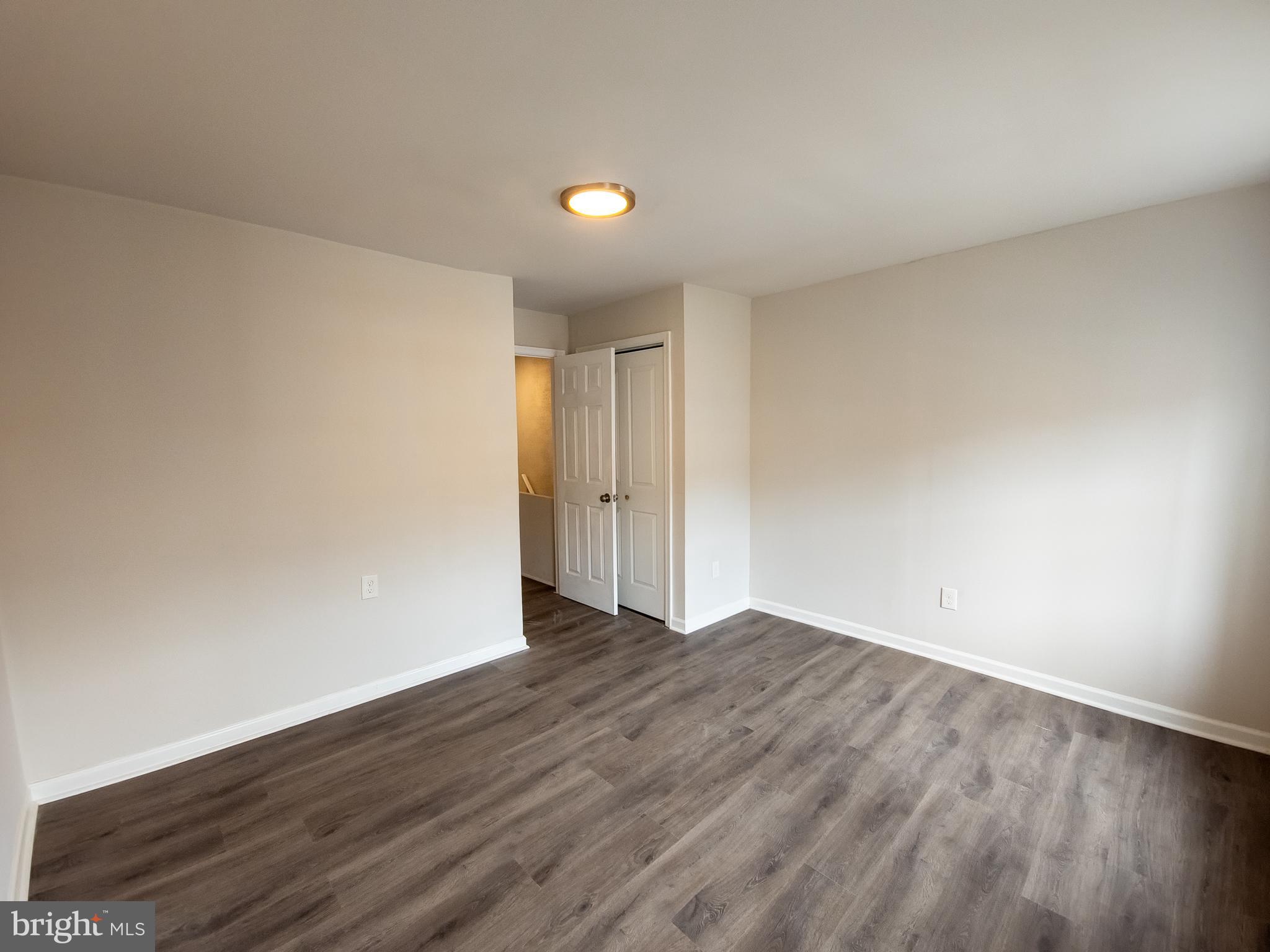 KENSINGTON - Residential Lease