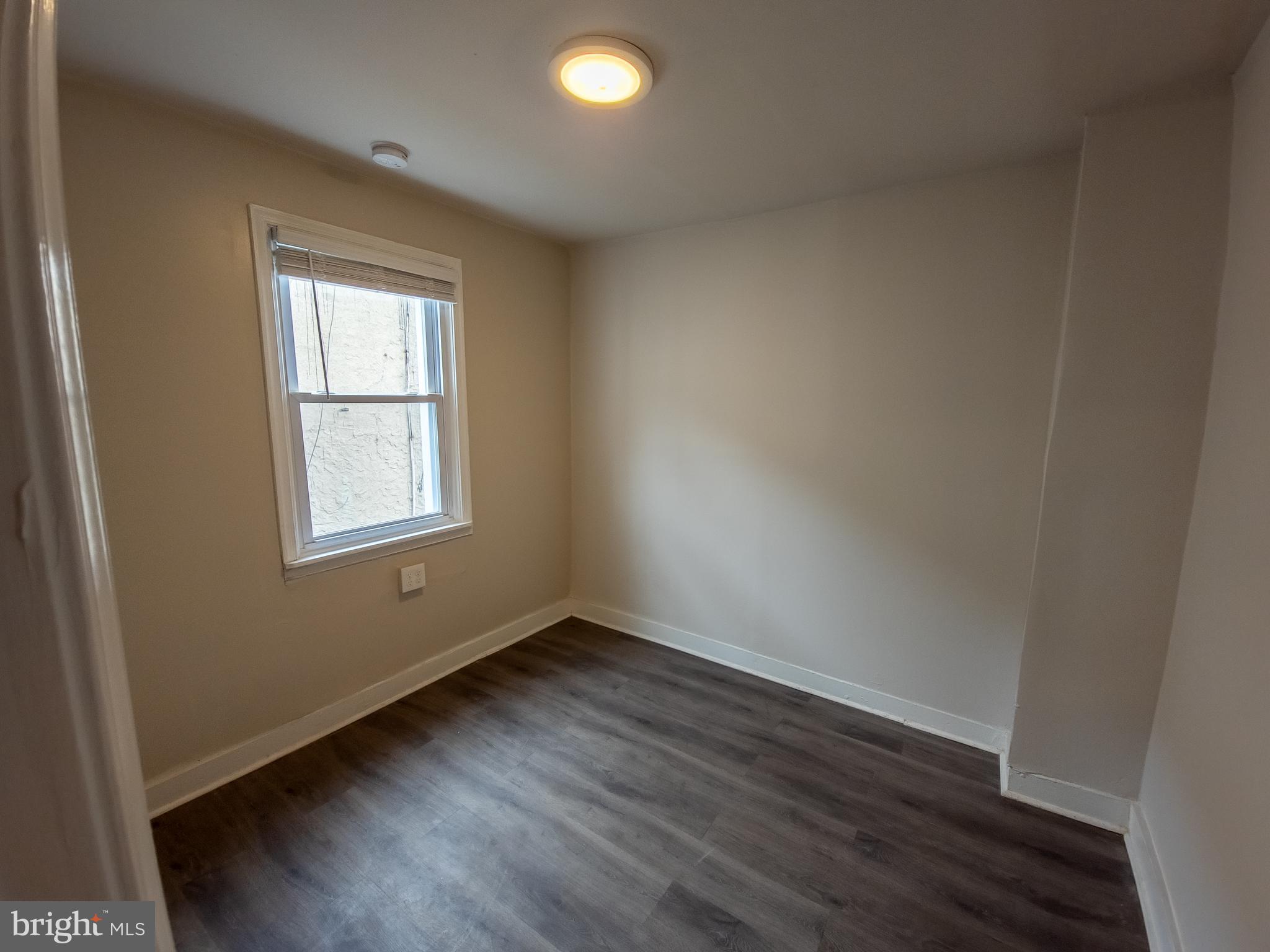 KENSINGTON - Residential Lease