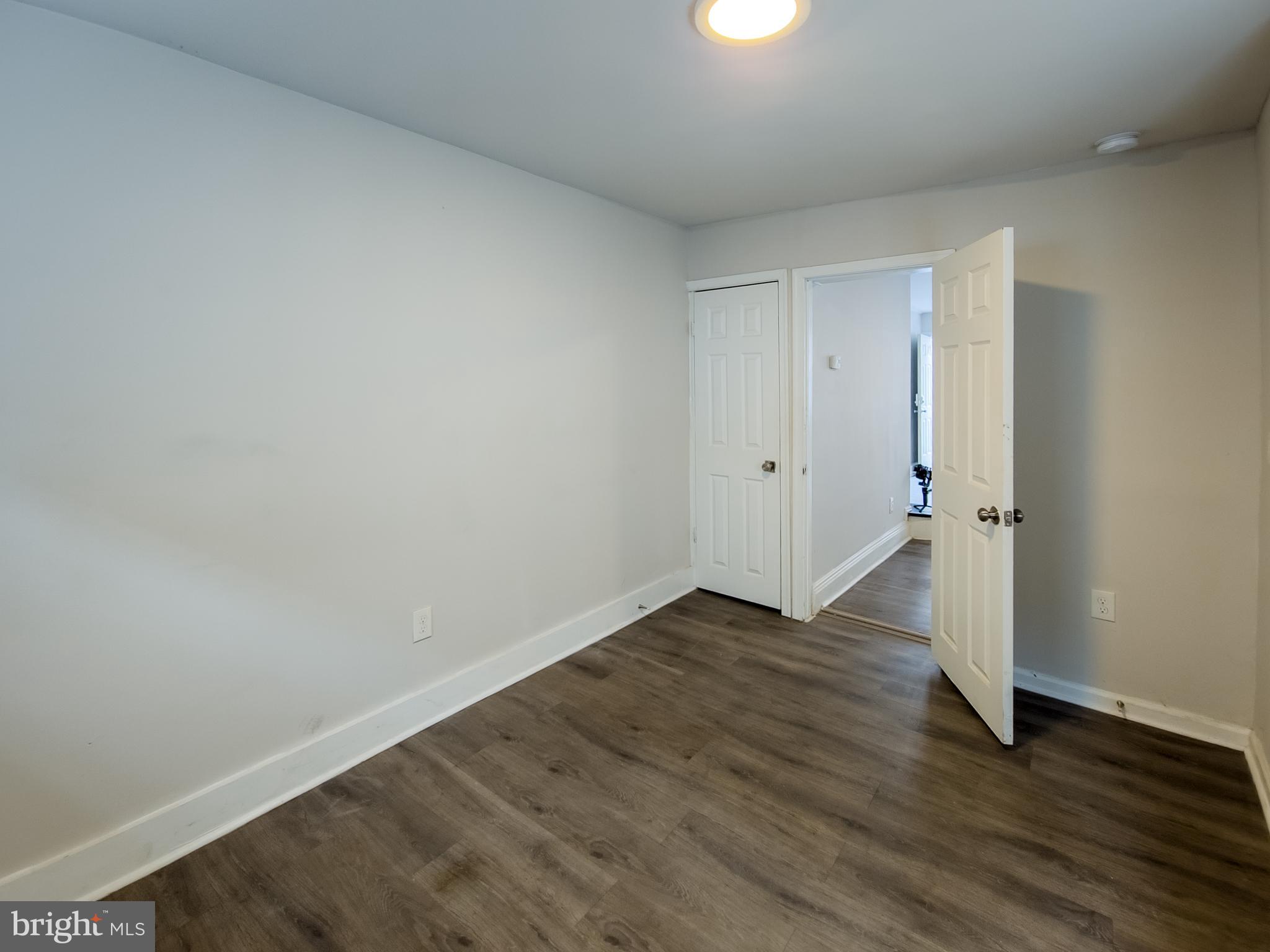 KENSINGTON - Residential Lease