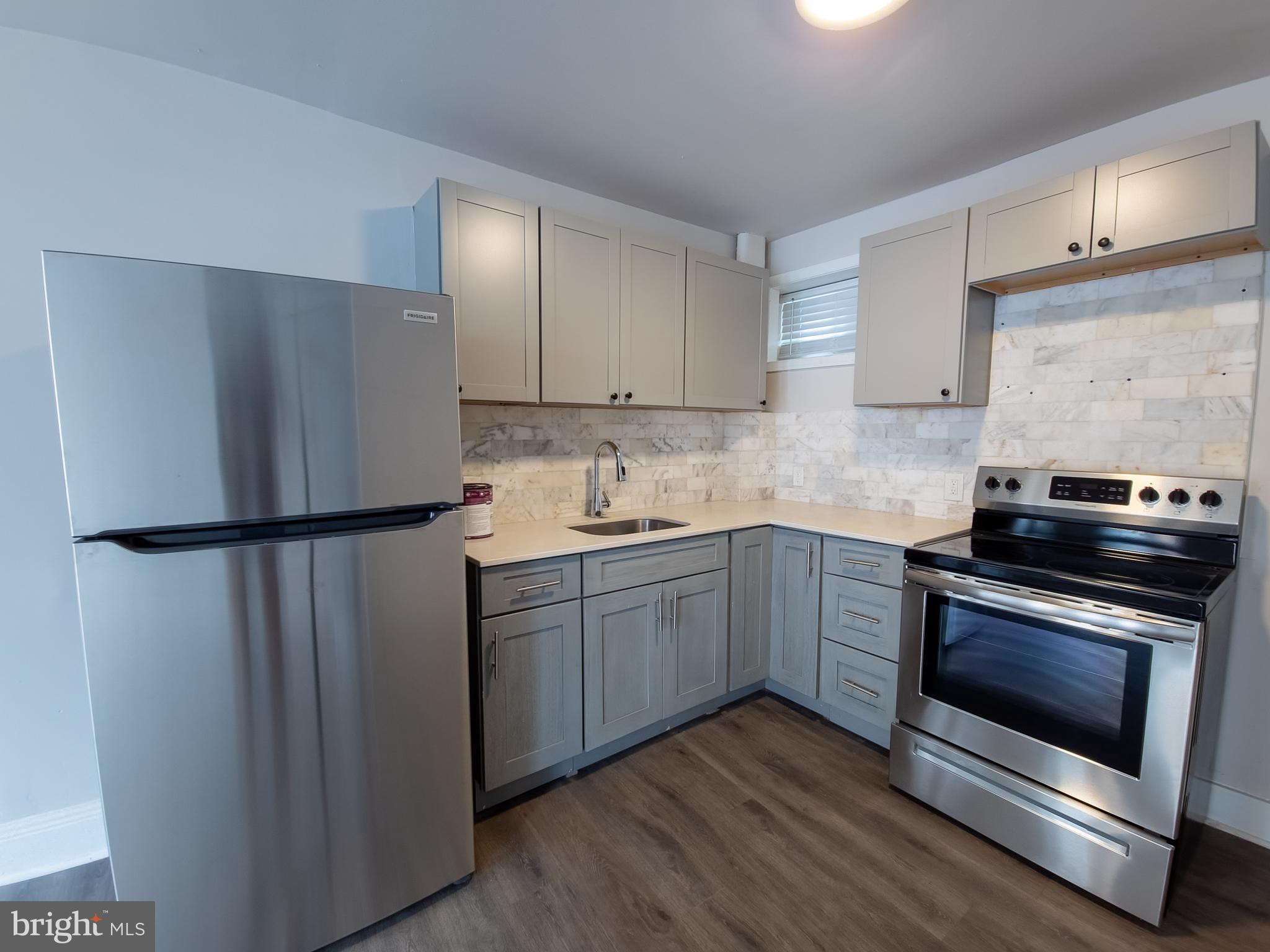 KENSINGTON - Residential Lease
