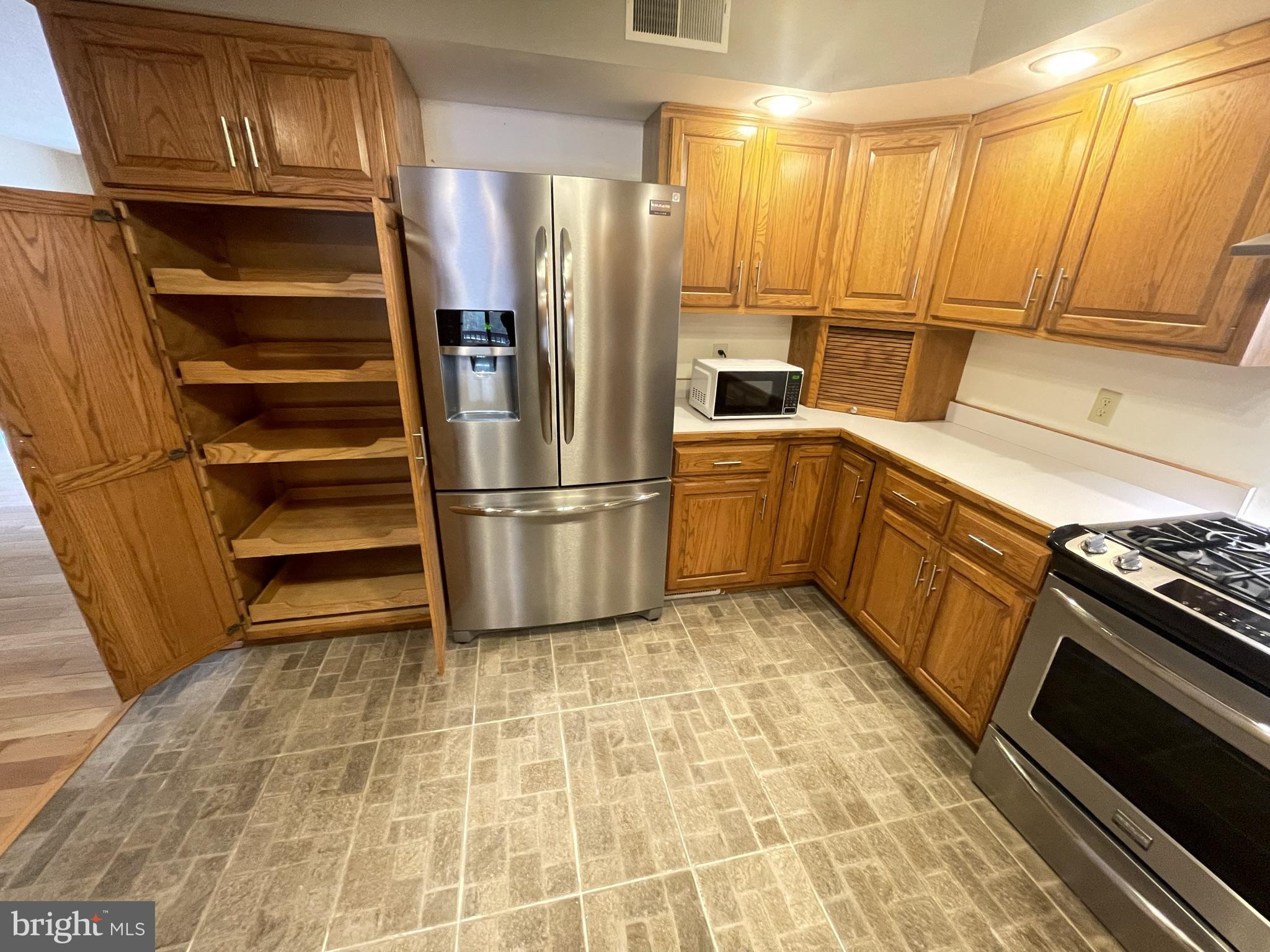 WOODWARD - Residential