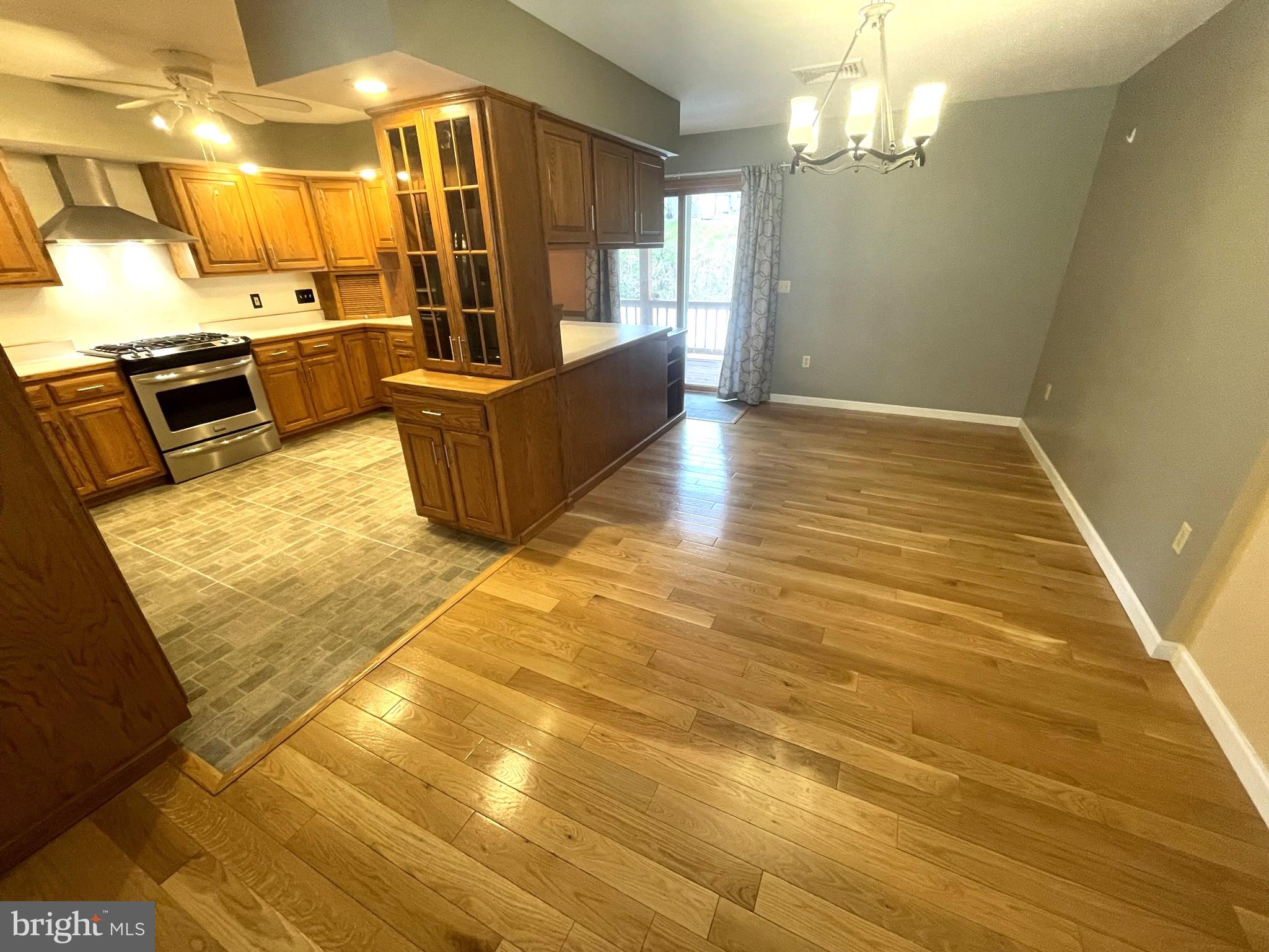 WOODWARD - Residential