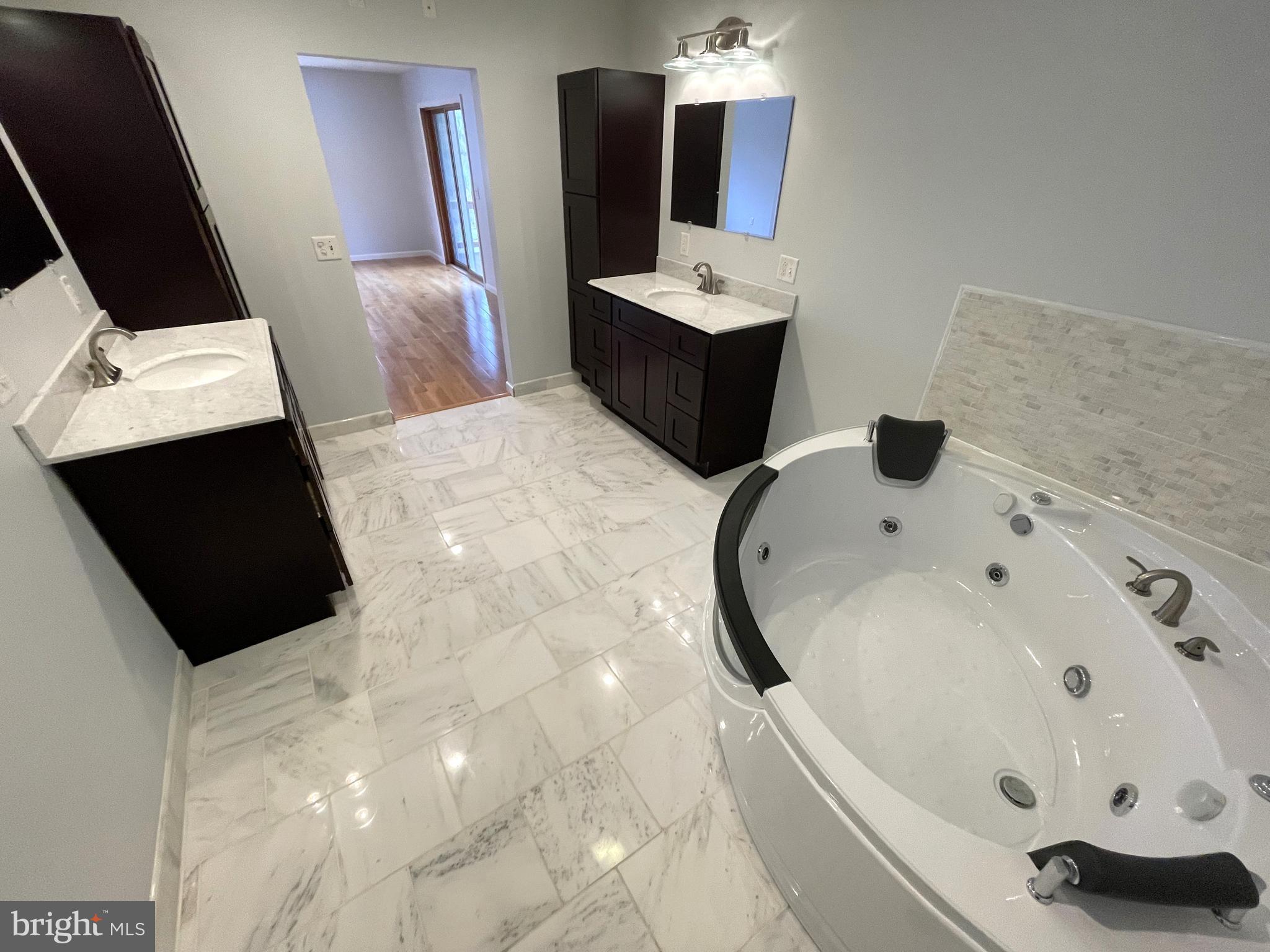 WOODWARD - Residential