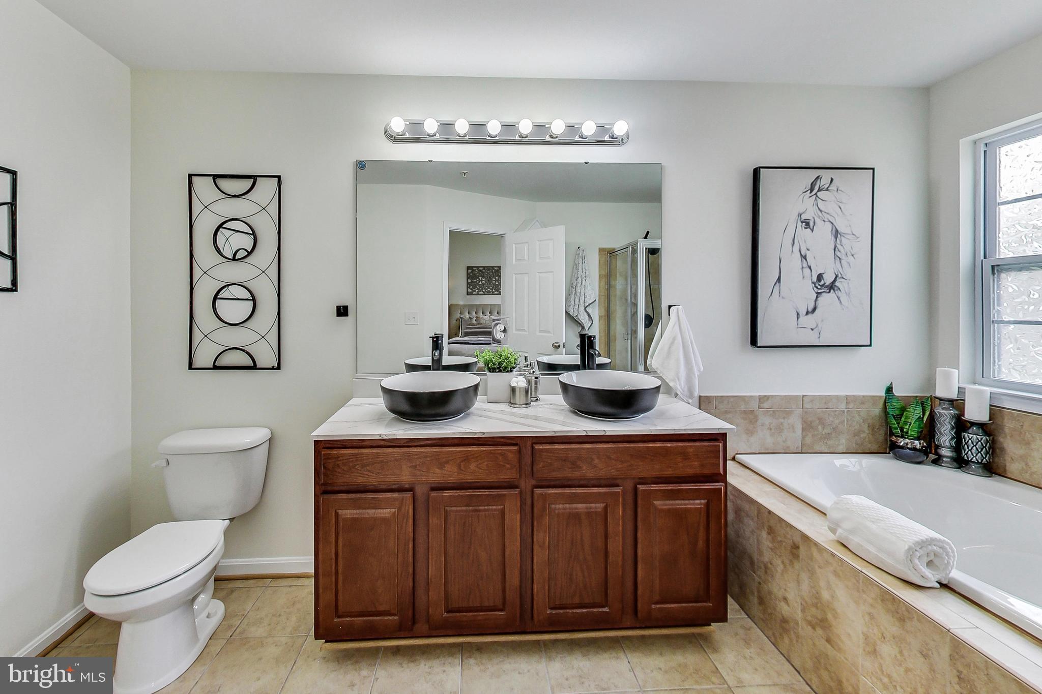 SAN FRANCISCO BY THE BAY - Residential