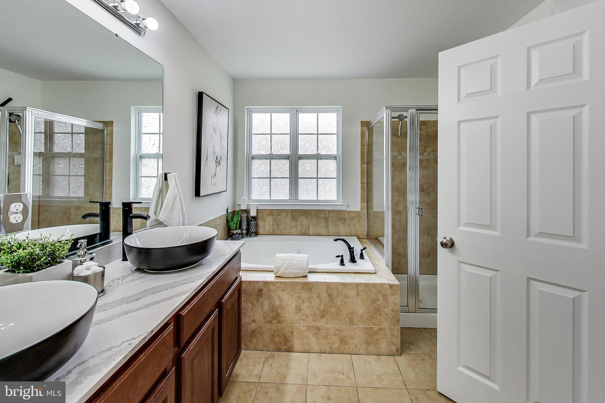 SAN FRANCISCO BY THE BAY - Residential