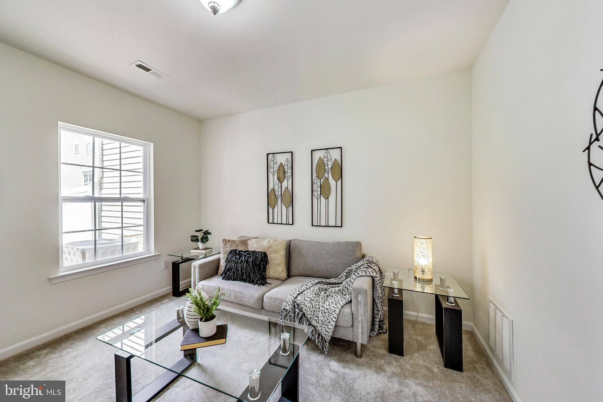 SAN FRANCISCO BY THE BAY - Residential