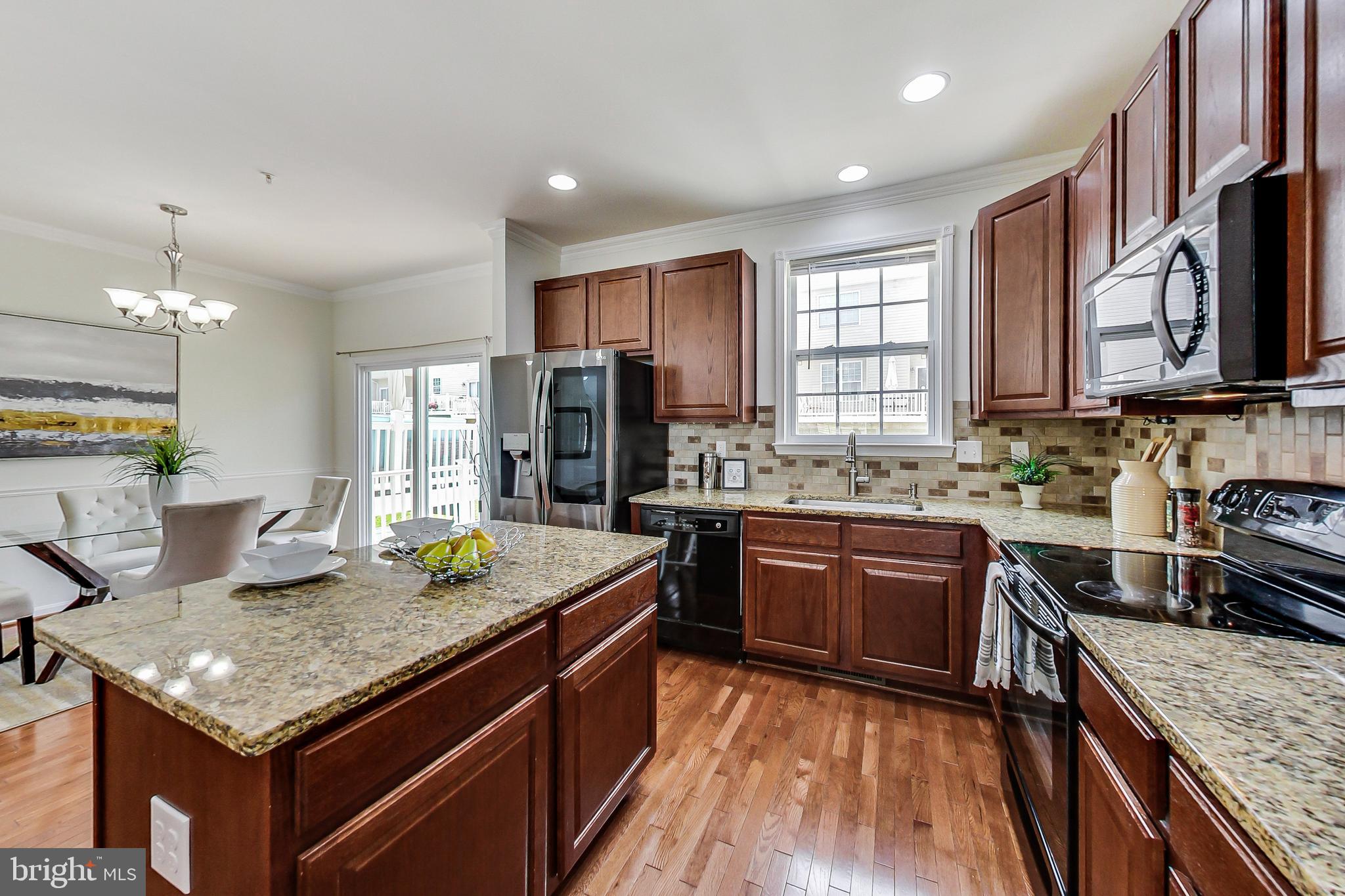 SAN FRANCISCO BY THE BAY - Residential