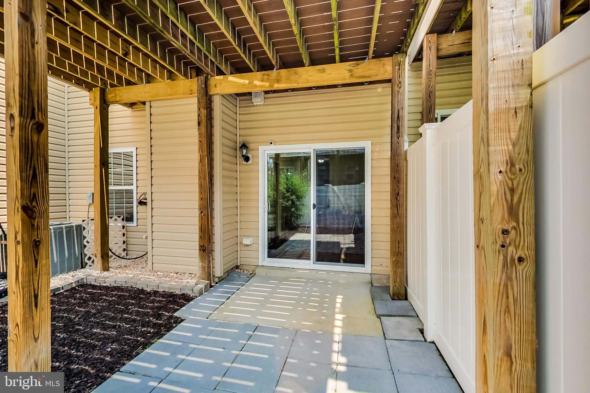 SAN FRANCISCO BY THE BAY - Residential